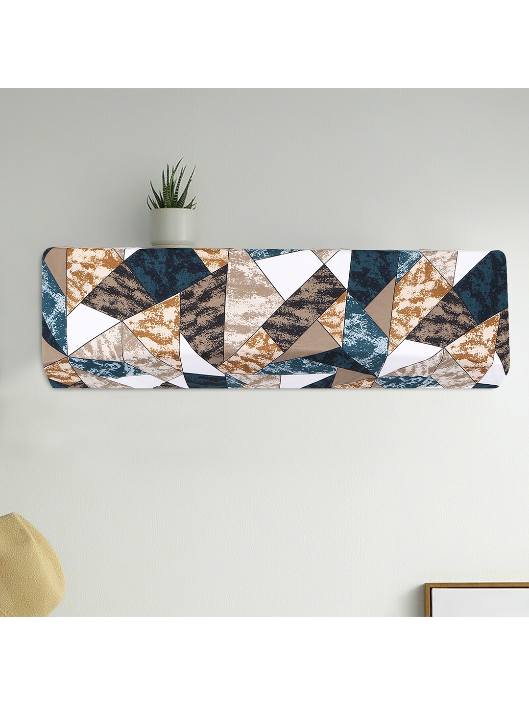 

Dakshya Industries Blue & White Geometric Printed Air Conditioner Cover