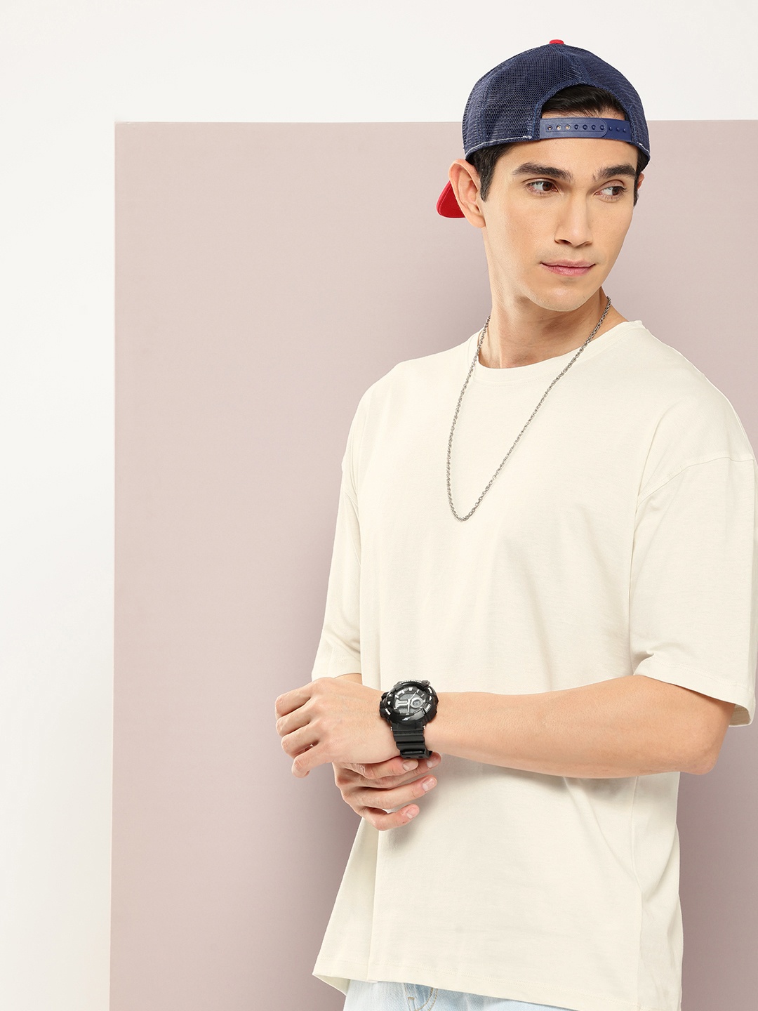 

Kook N Keech Men Drop-Shoulder Sleeves Pure Cotton T-shirt, Off white