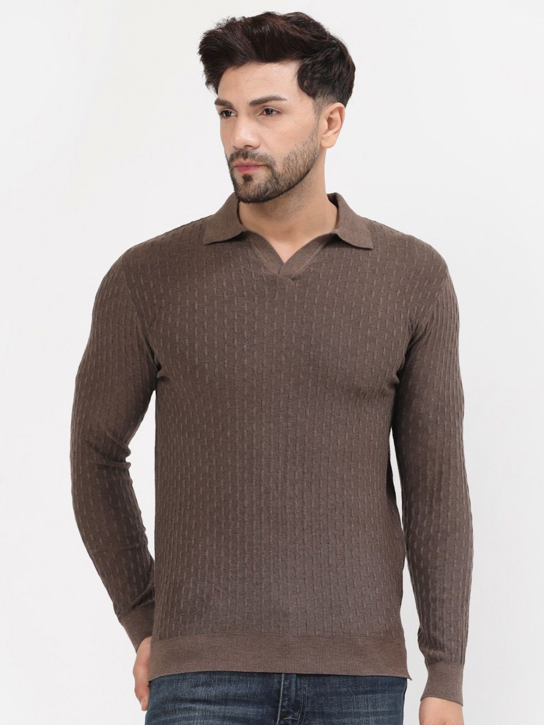 

Kalt Men V-Neck Drop-Shoulder Sleeves T-shirt, Brown