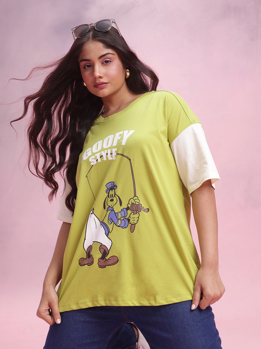 

DressBerry Curve Goofy Printed Panel Sleeves T-shirt, Lime green