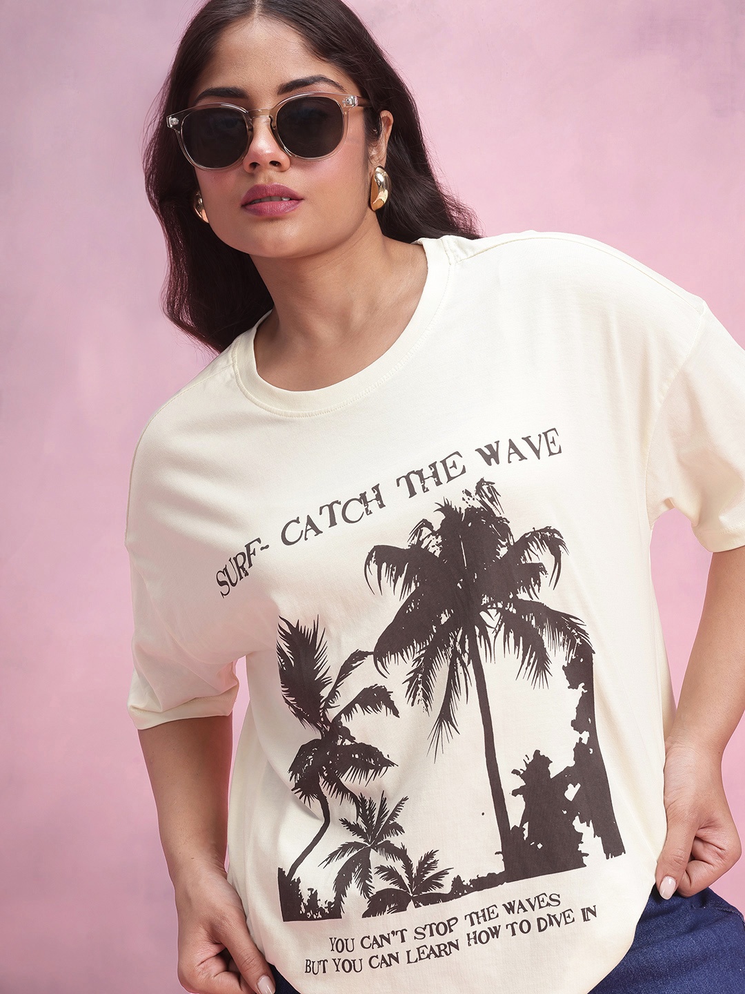 

DressBerry Curve Printed Drop-Shoulder Sleeves Tropical T-shirt, Cream
