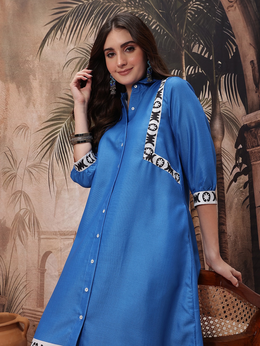 

Sangria Ethnic Motifs Printed Midi Ethnic Dress, Blue