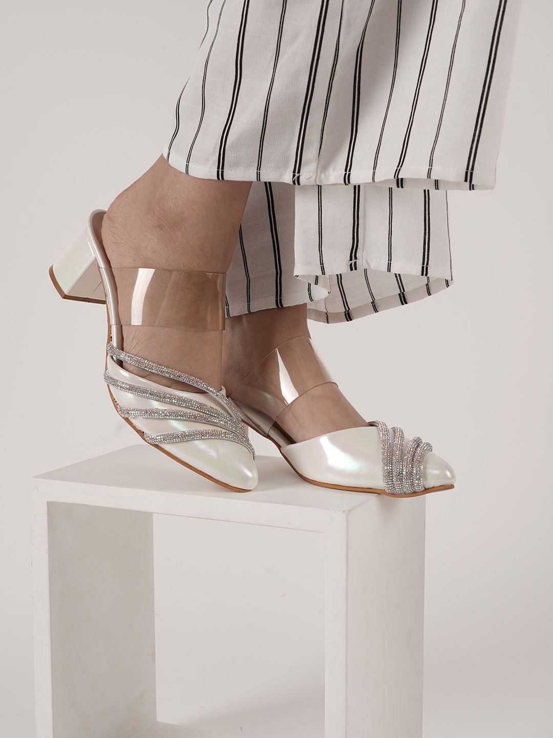 

DressBerry Women Embellished Party Block Sandals, White