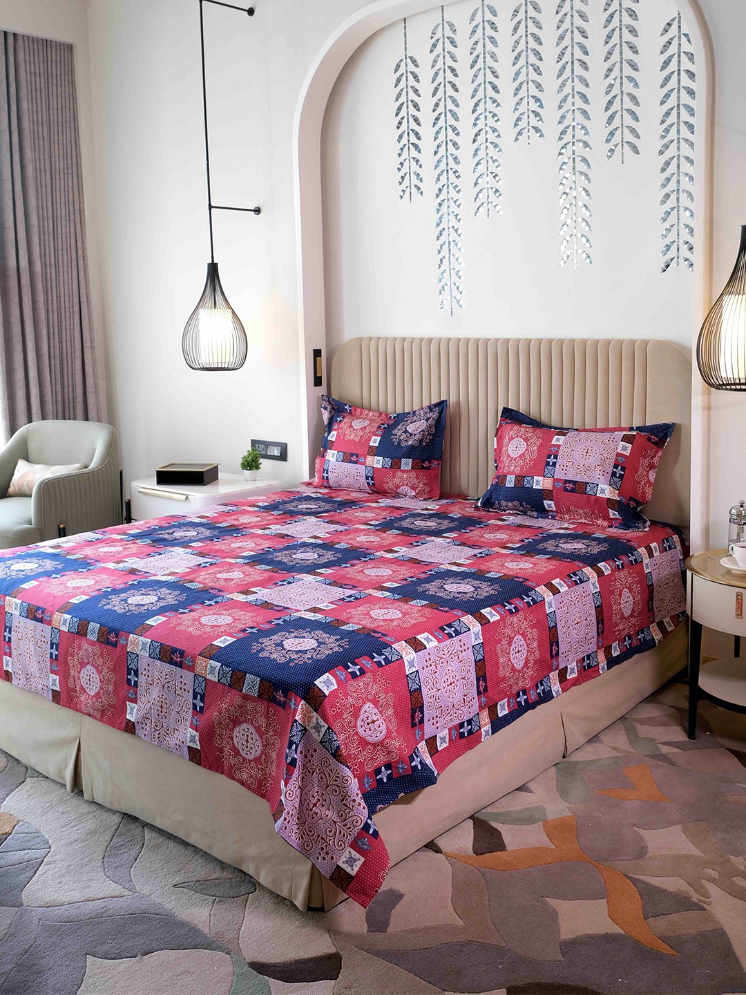 

Pure Decor Queen Size Double Bedsheet With 2 Pillow Covers 2.28m X 2.54m, Red