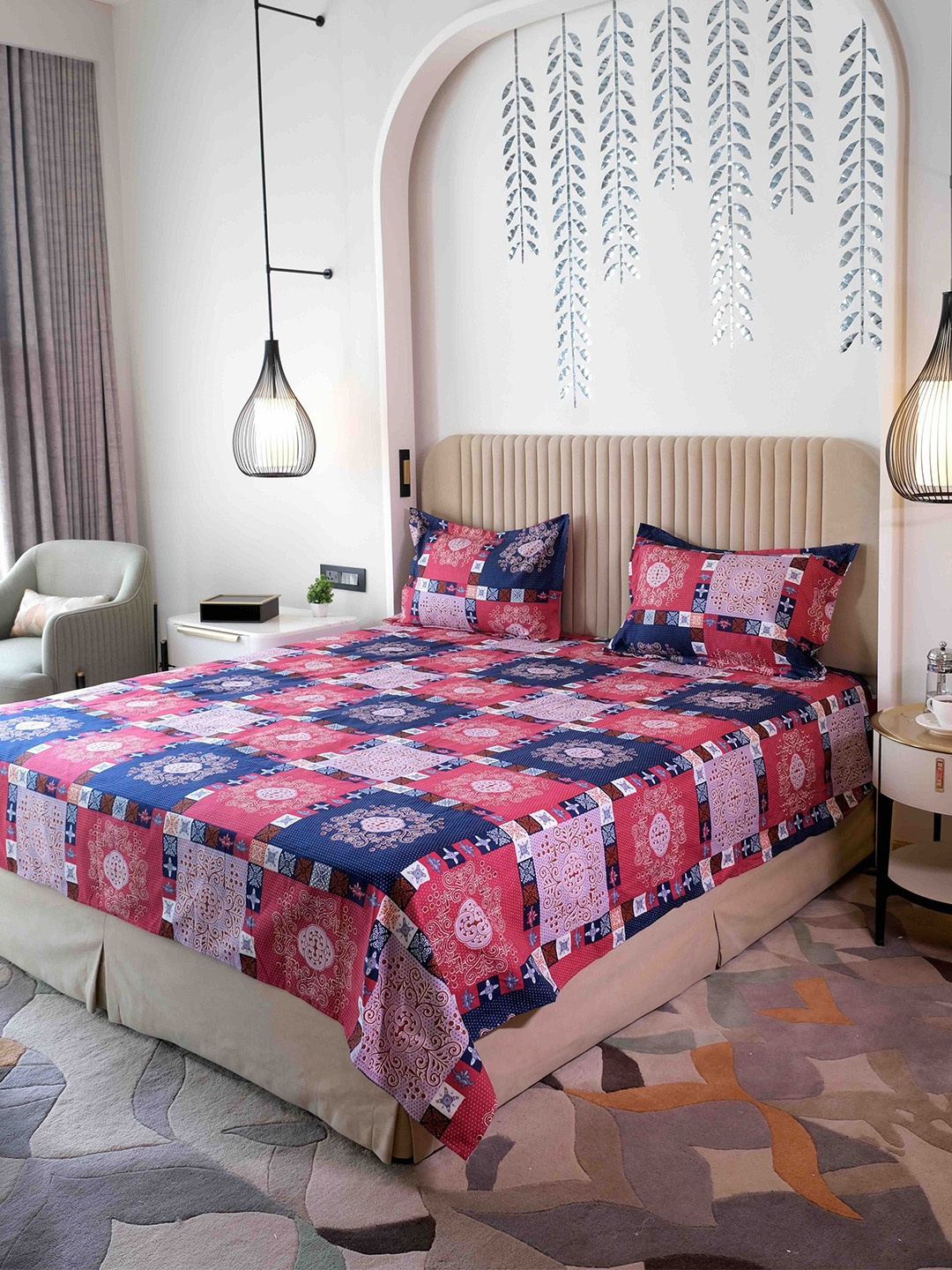 

Pure Decor Queen Size Double Bedsheet With 2 Pillow Covers 2.28m X 2.54m, Red