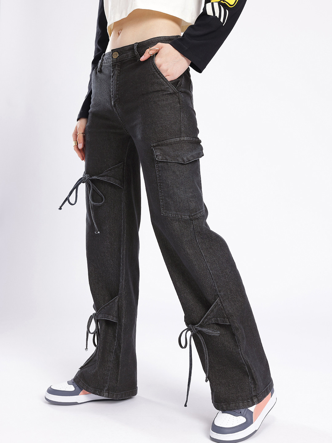 

glitchez Women Urban Savvy Wide Leg Tie Ups Cargo Style Stretchable Jeans, Black