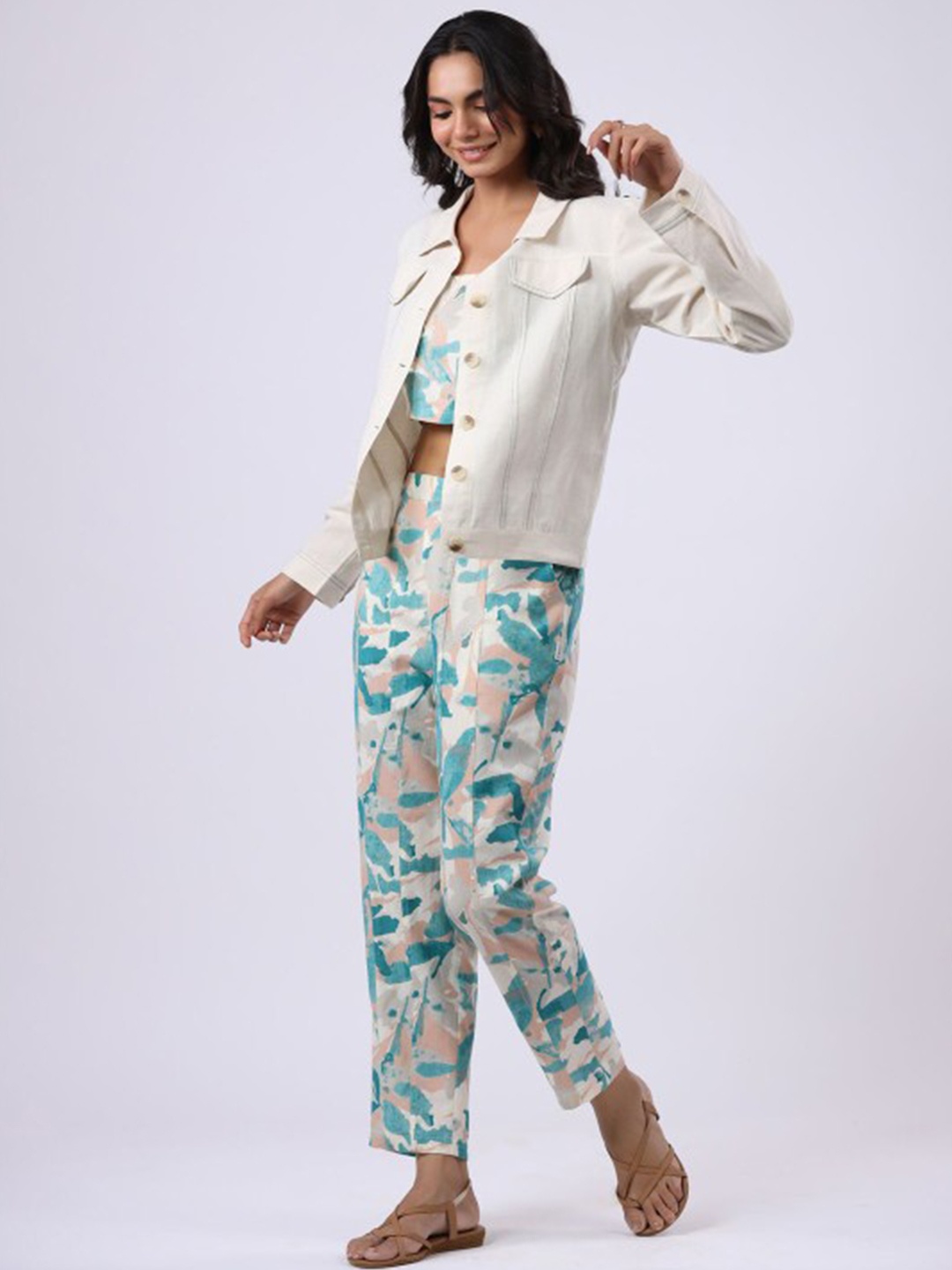 

JISORA Printed Pure Cotton Shoulder Straps Top With Trouser & Jacket, Blue