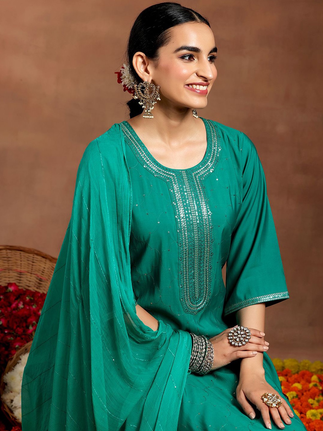 

Libas Ethnic Motifs Kurta With Trousers & Dupatta, Green