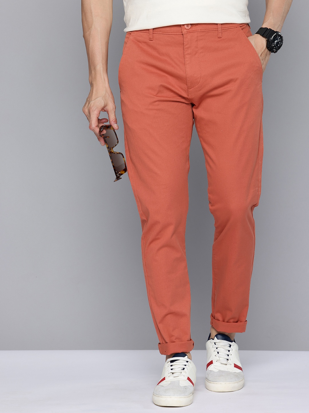 

Levis Men Slim Tapered Fit Chinos Trousers, Coral