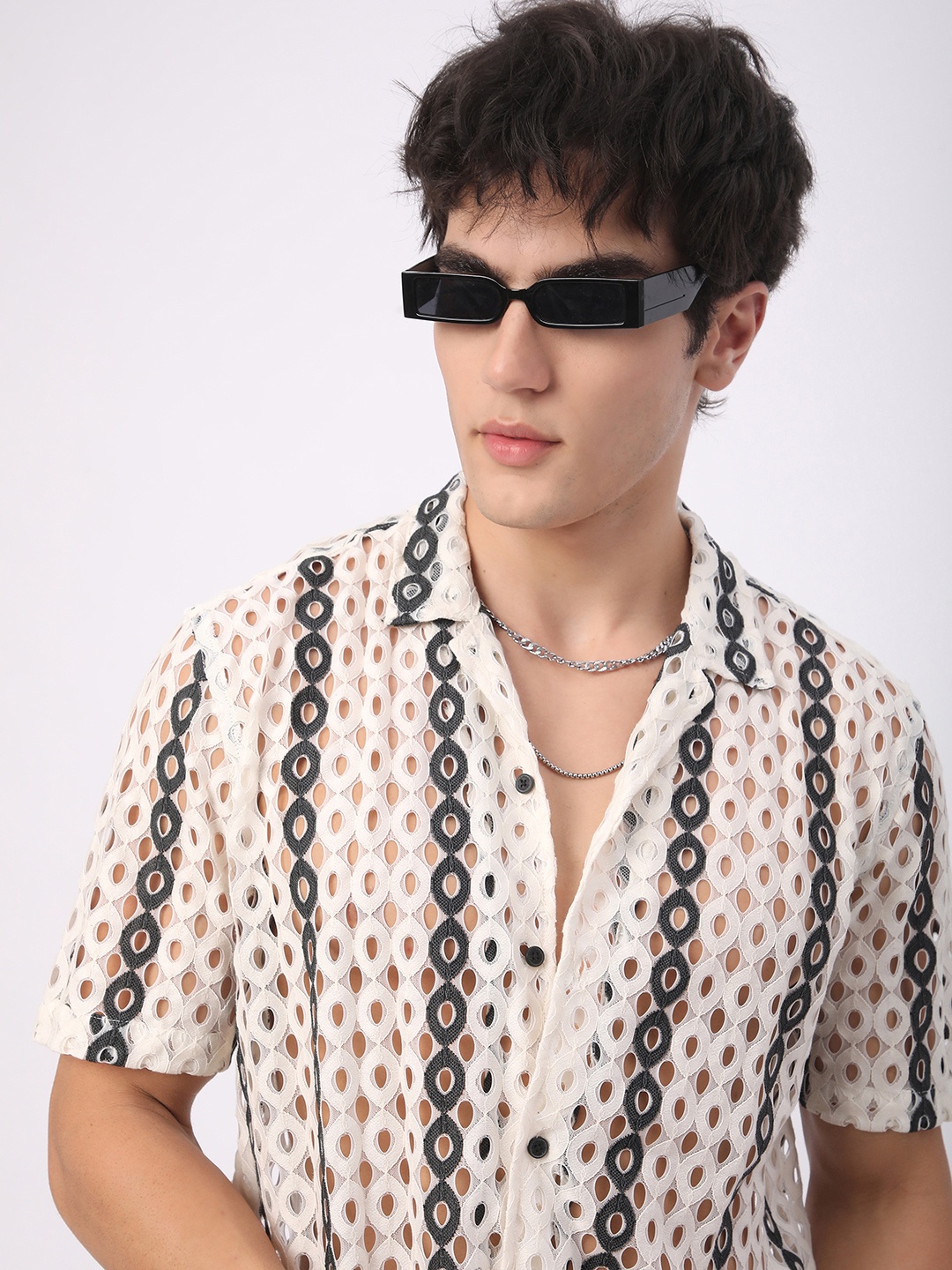 

VASTRADO Men Classic Chevron Opaque Casual Shirt, White