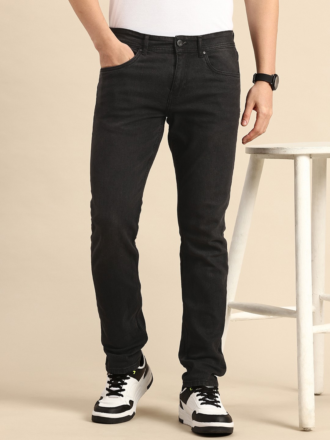 

Being Human Men Slim Fit Light Fade Stretchable Jeans, Black