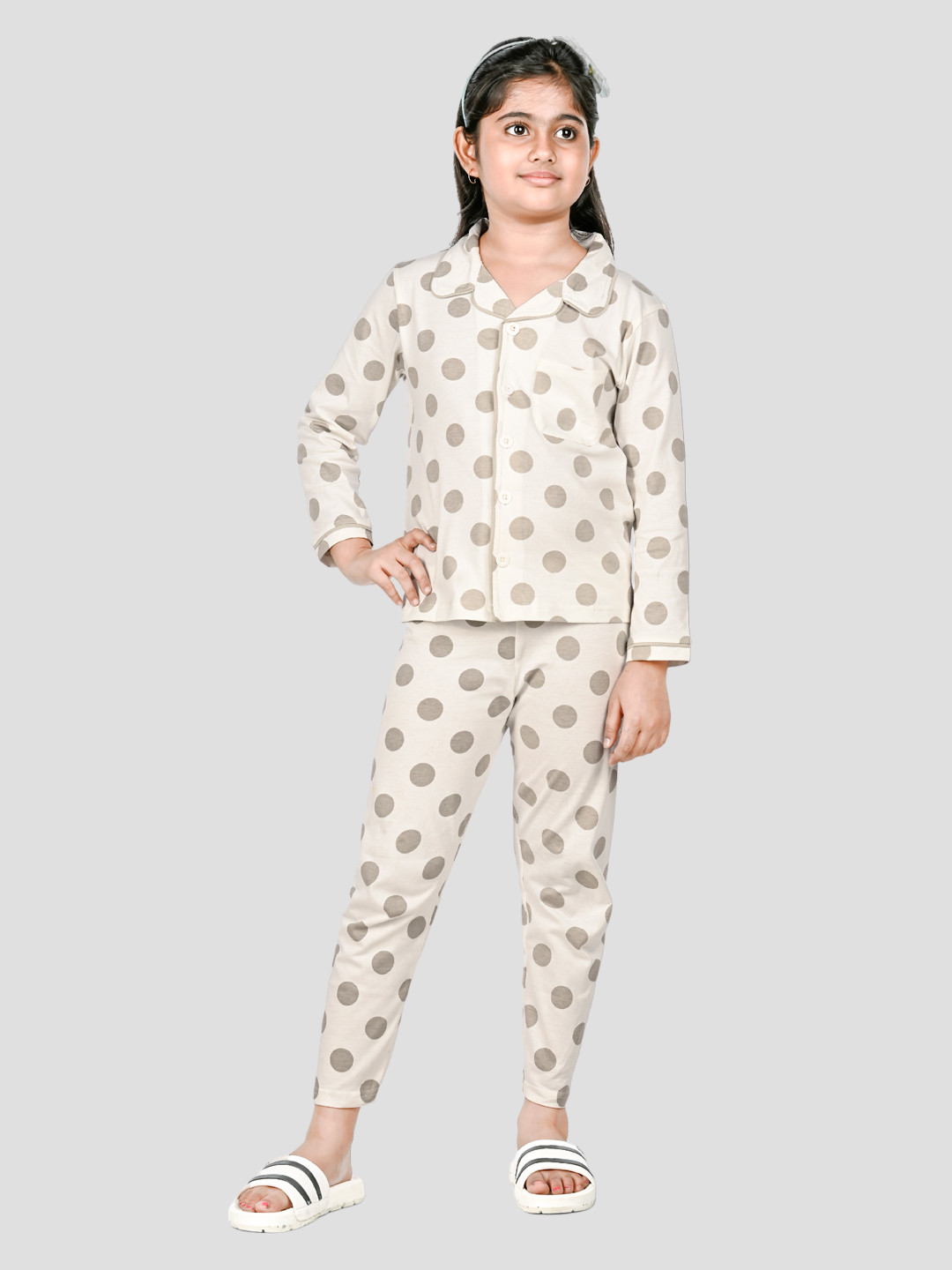 

Here&Now X Denikid Girls Polka Dots Printed Pure Cotton Night suit, Off white