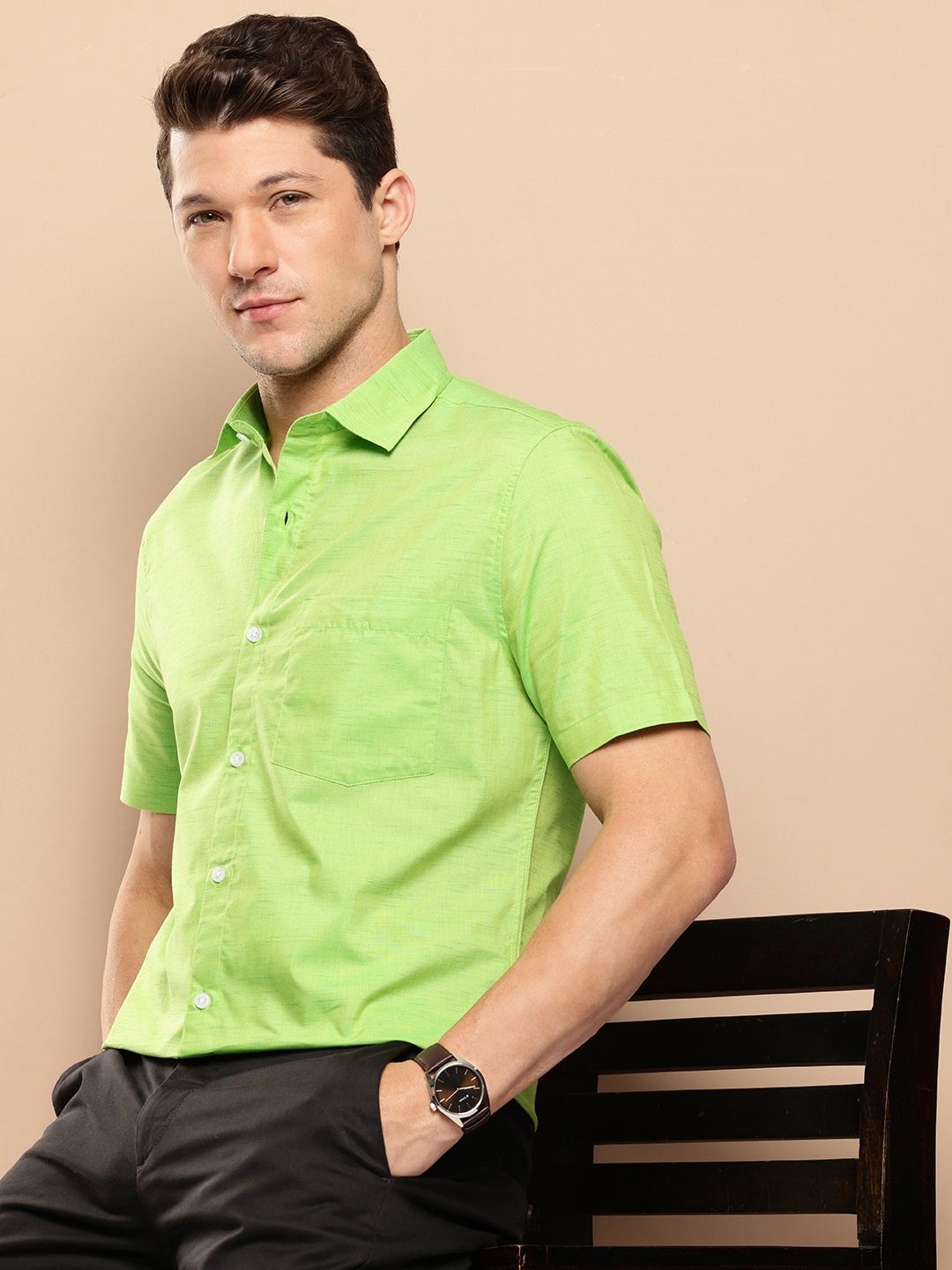 

INVICTUS Men Slim Fit Casual Shirt, Lime green
