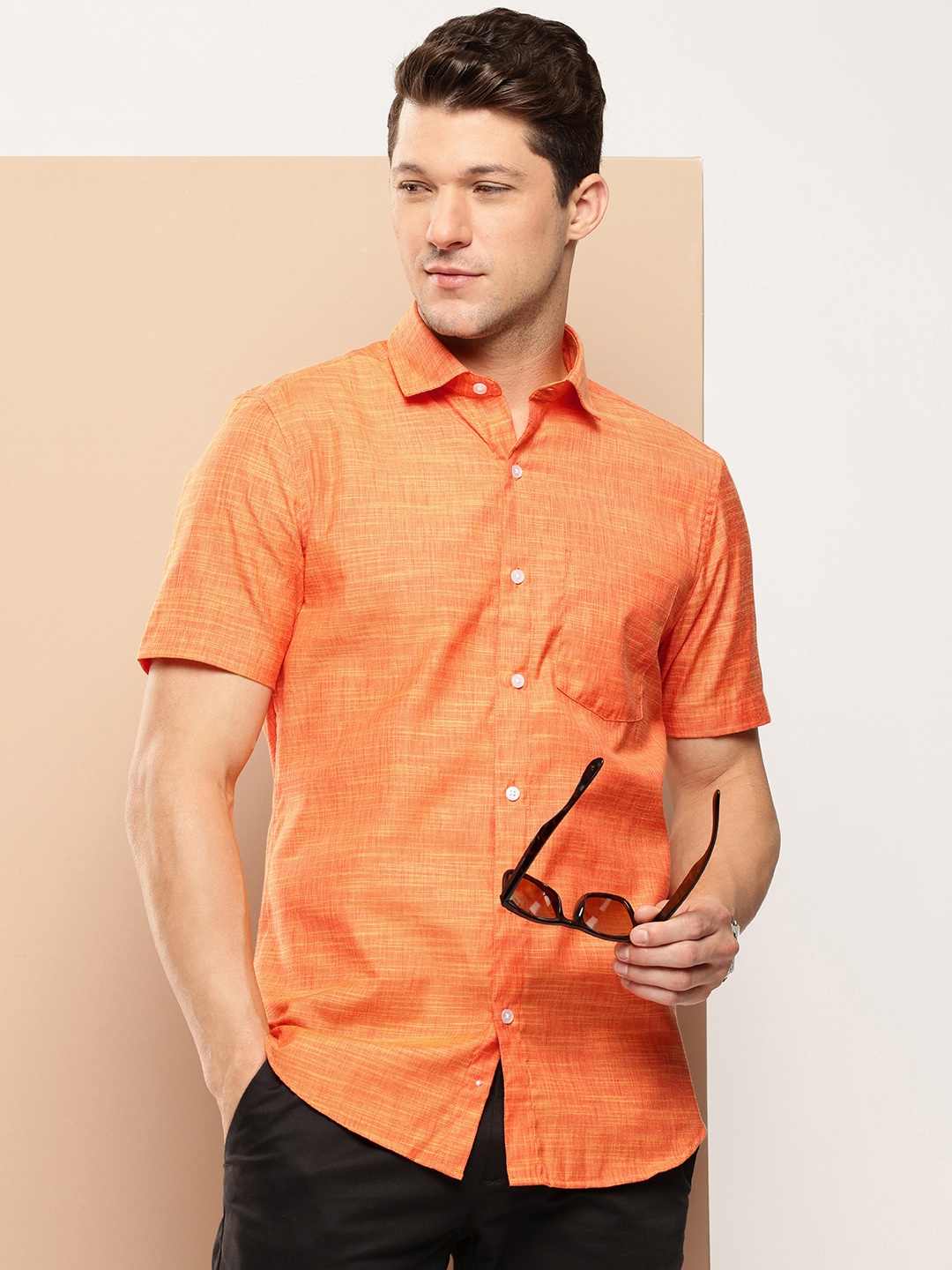 

INVICTUS Men Slim Fit Casual Shirt, Orange