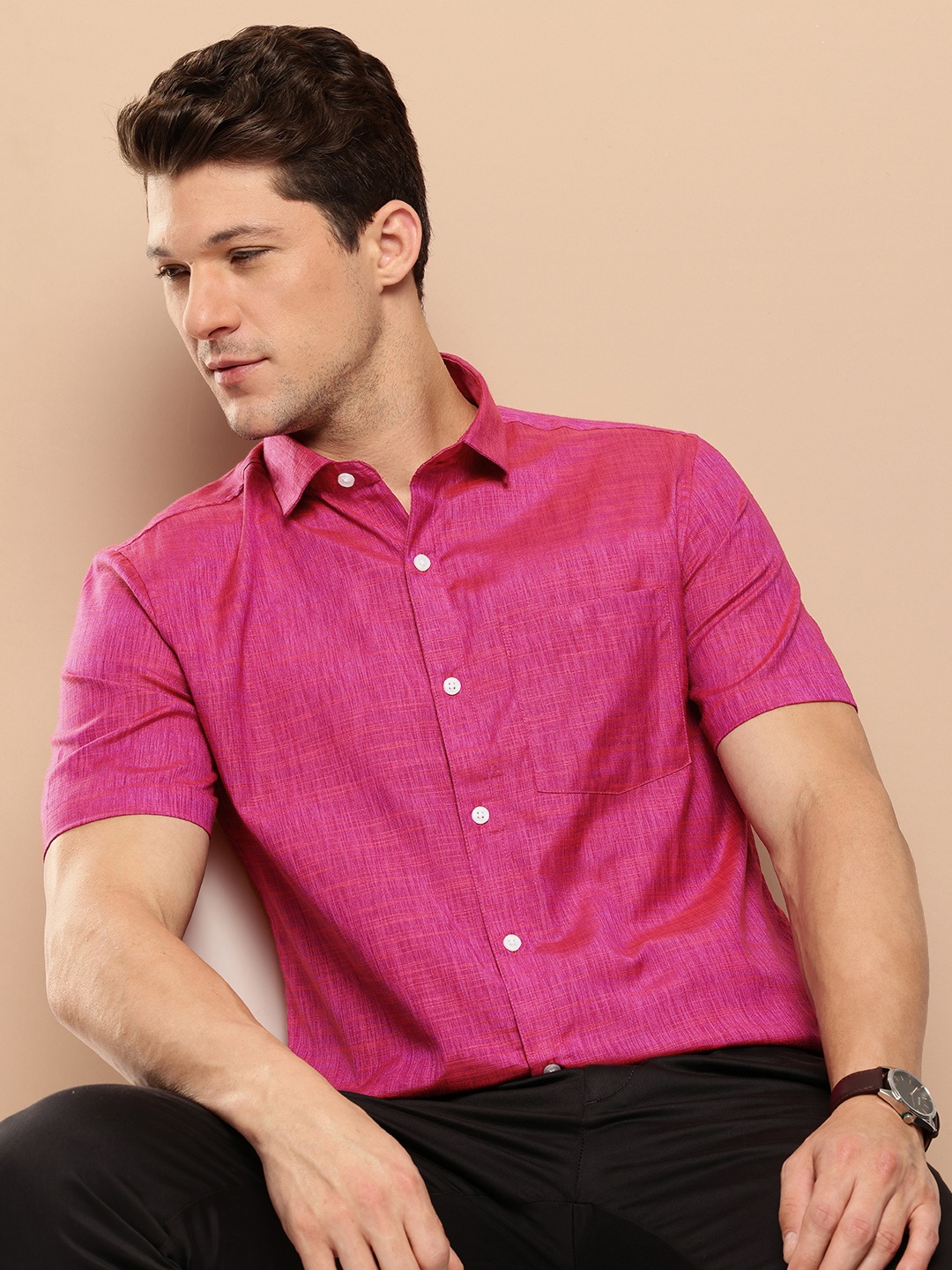 

INVICTUS Men Slim Fit Casual Shirt, Purple