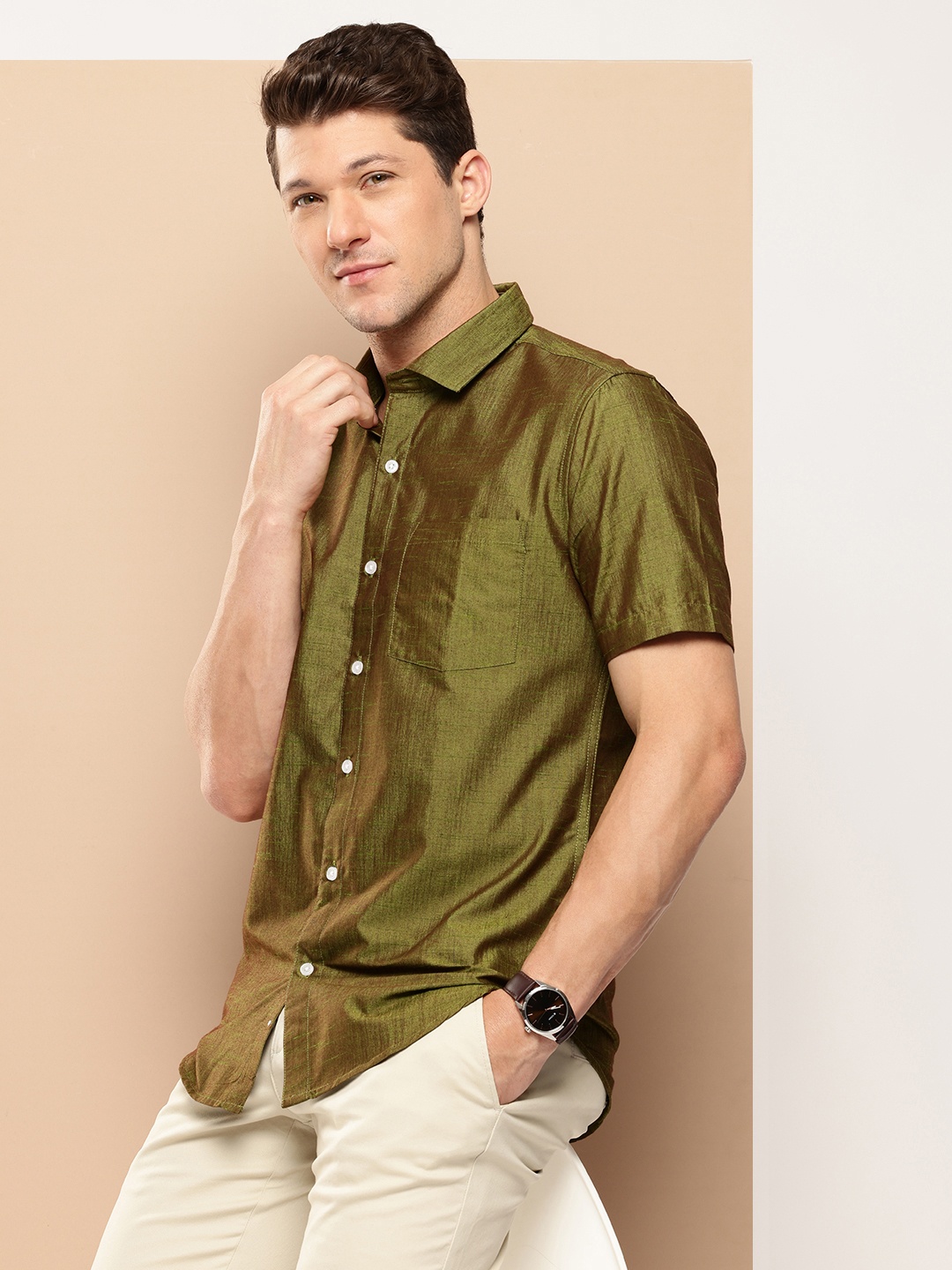 

INVICTUS Men Slim Fit Casual Shirt, Green