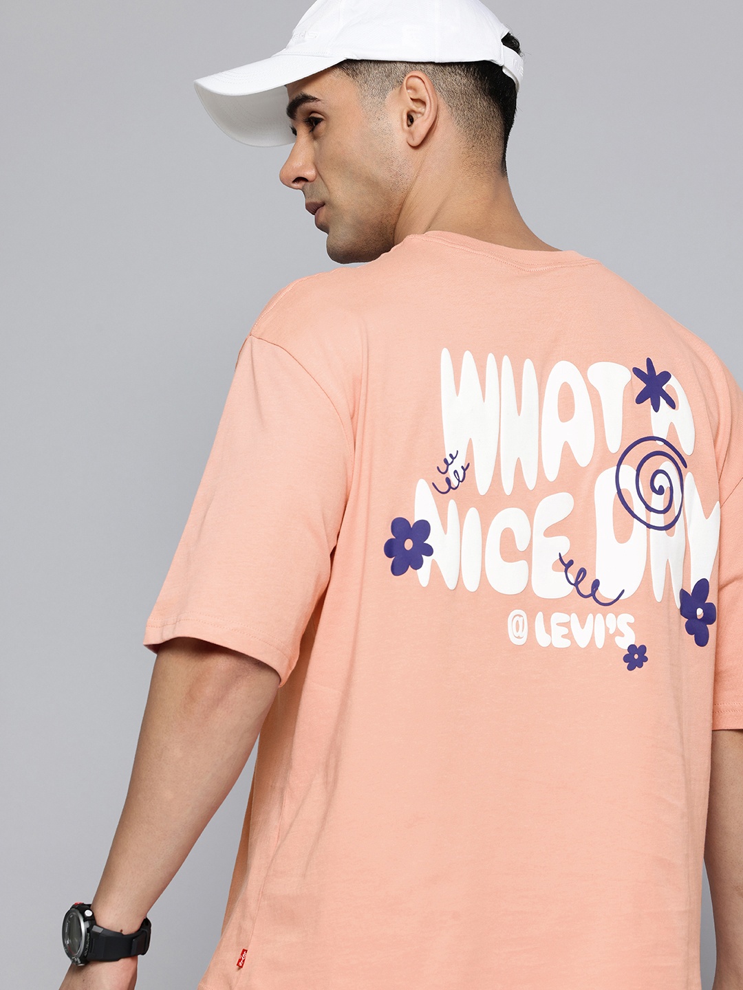 

Levis Pure Cotton Typography Printed Loose Fit T-shirt, Peach