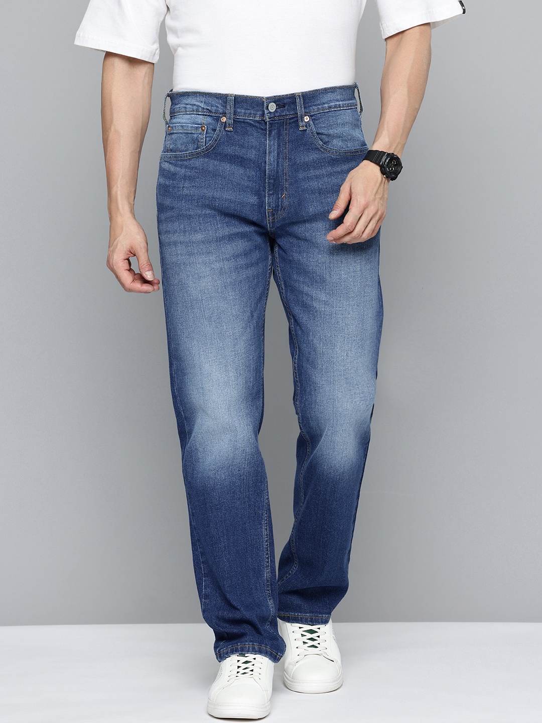 

Levis Men 550 Relaxed Fit Light Fade Stretchable Jeans, Blue