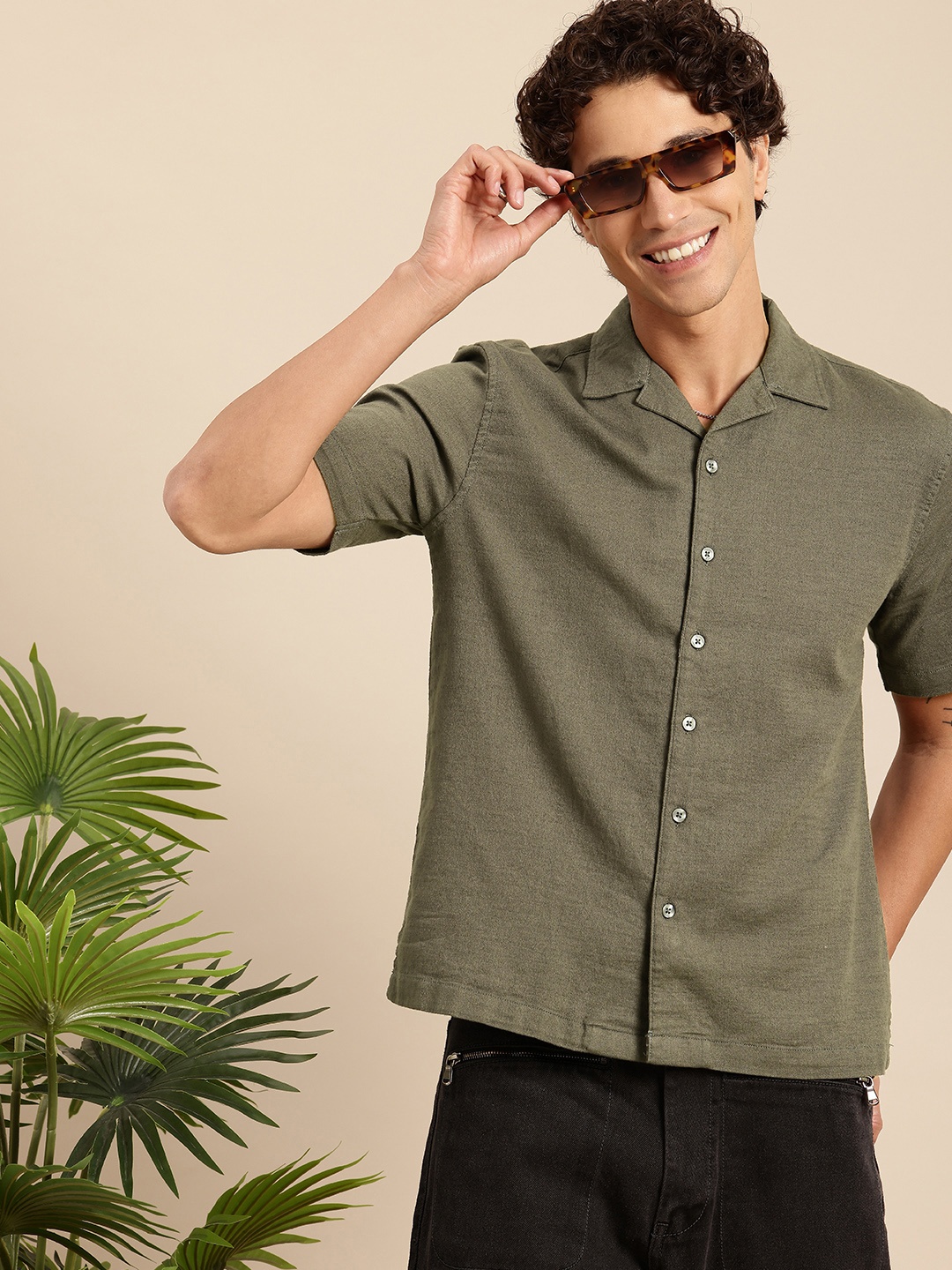 

Mast & Harbour Men Relaxed Cuban Collar Casual Shirt, Green