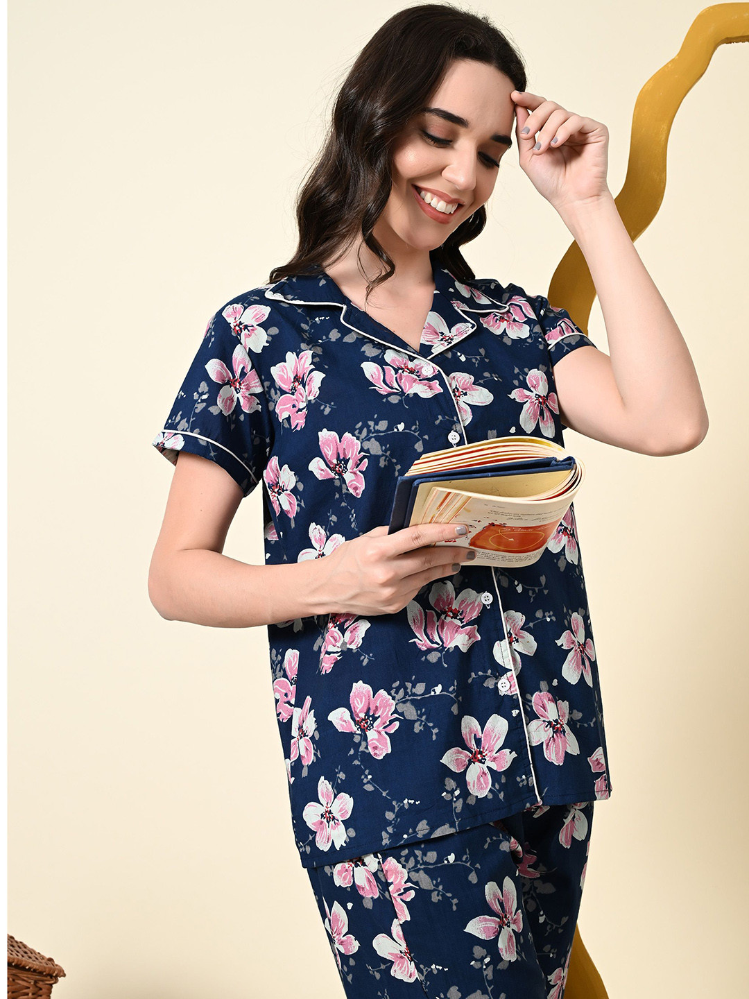 

Ichaa Women Printed Night suit, Navy blue