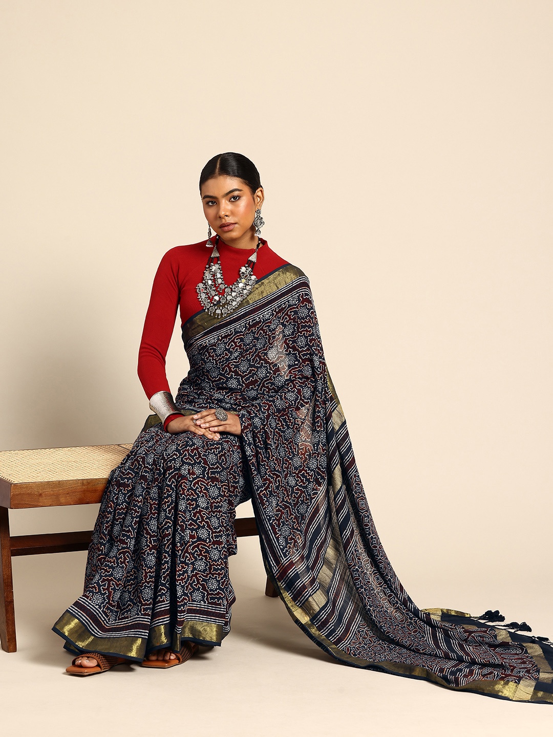 

Taavi Ethnic Motifs Zari Block Print Saree, Black