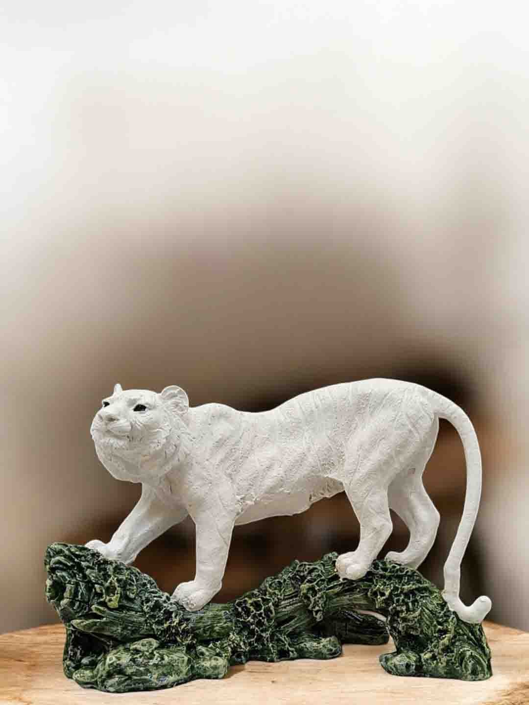 

SANKALAN CREATIONS White Figurine Showpiece