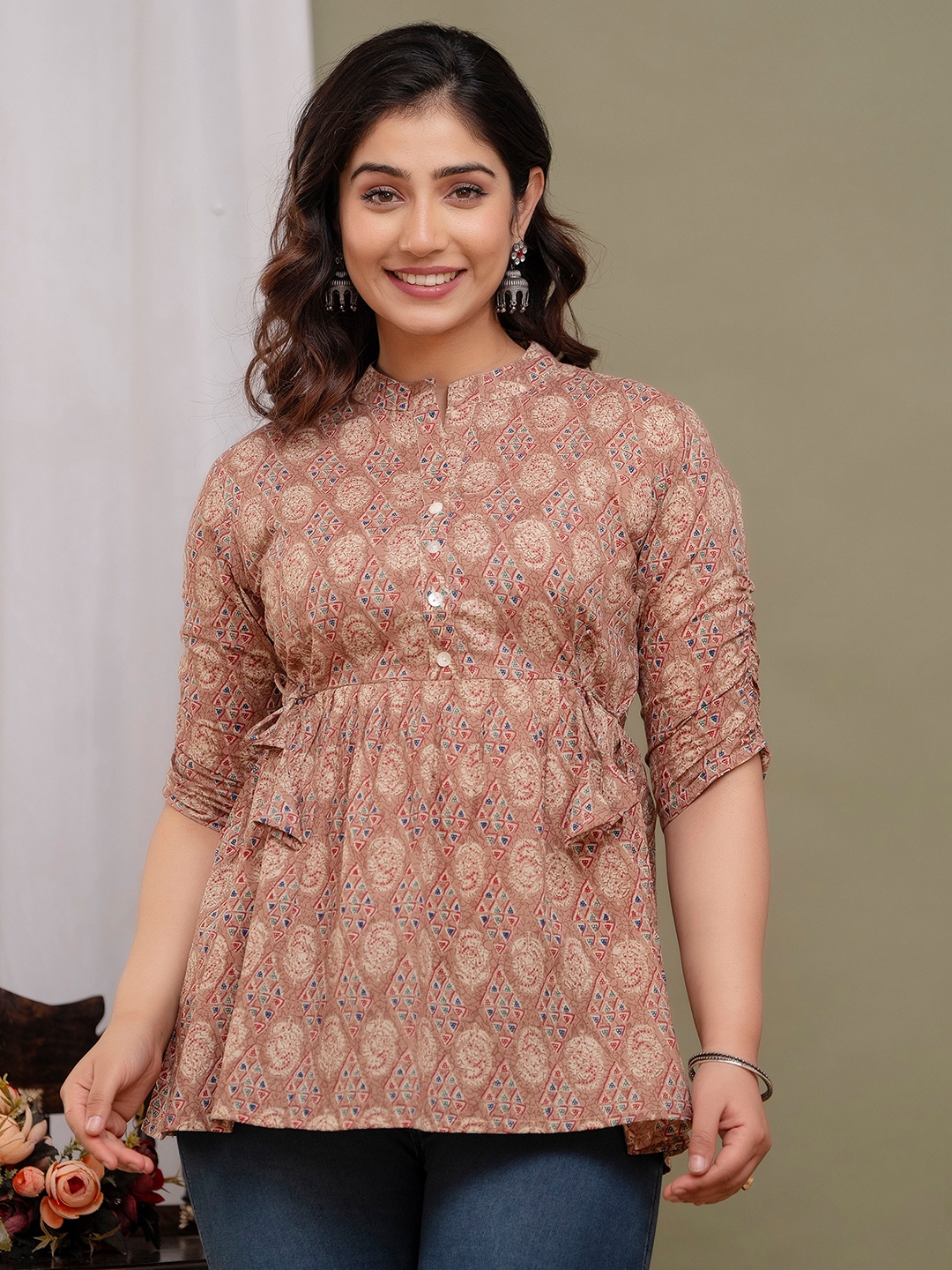 

MURLI KURTI Mandarin Collar Printed Tunic, Brown