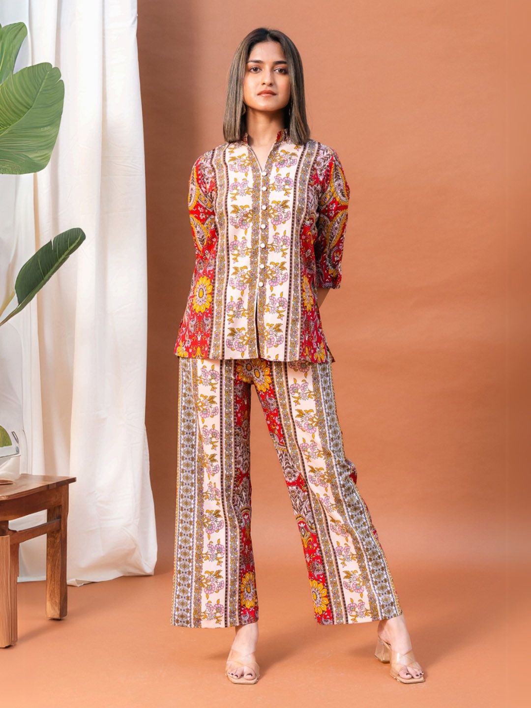 

Svamsa Women Co-Ords, Red