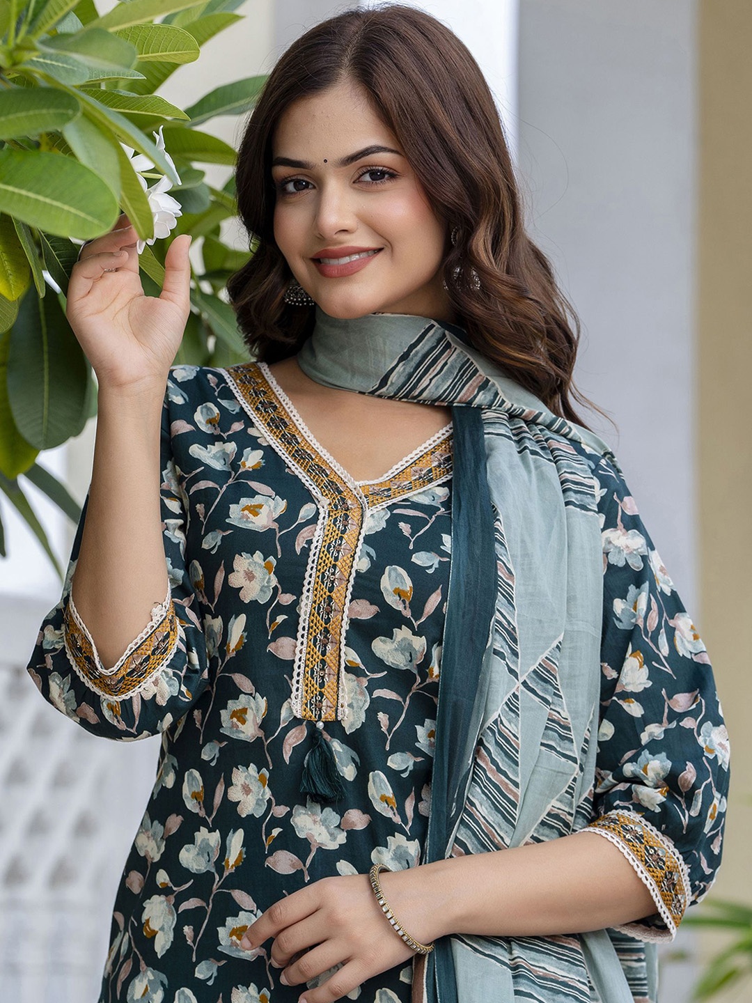 EthniFlair Women Floral Embroidered Regular Aari Work Pure Cotton Kurta with Trousers & With Dupatta, Green