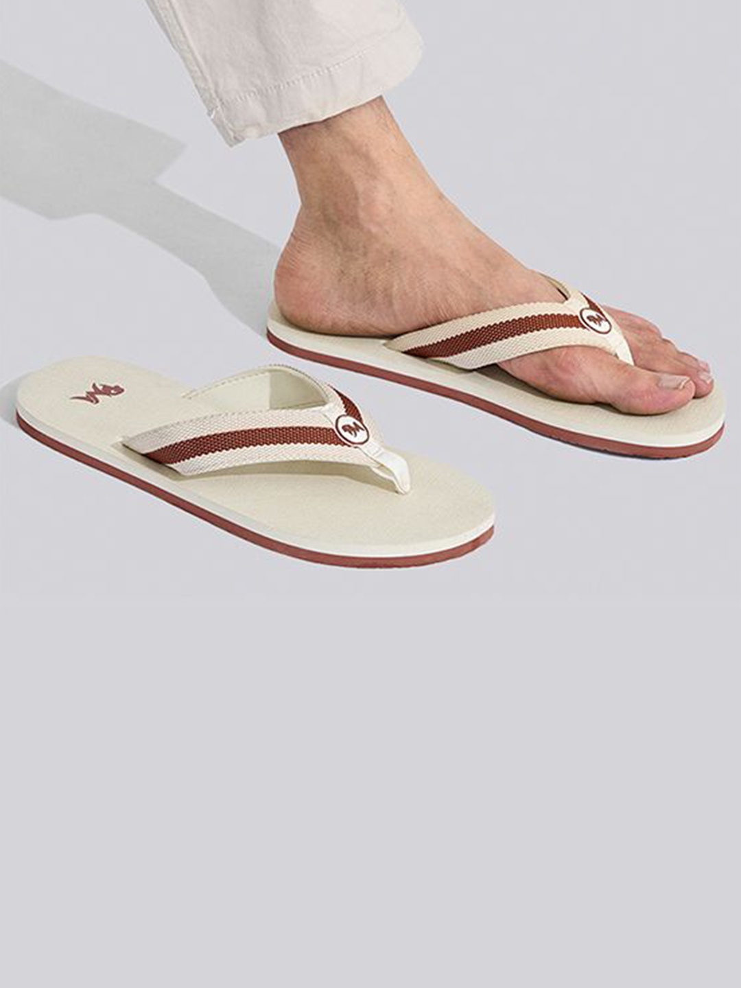 

NEEMANS Men Thong Flip-Flops, White