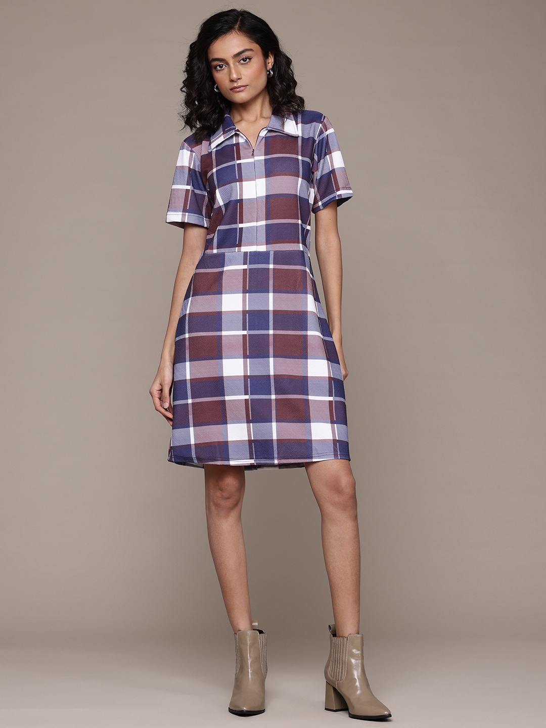 

Roadster Women Checked Shirt Dress, Maroon