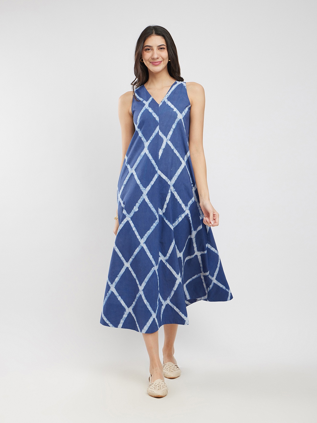 

Pink Fort Print A-Line Maxi Dress, Blue