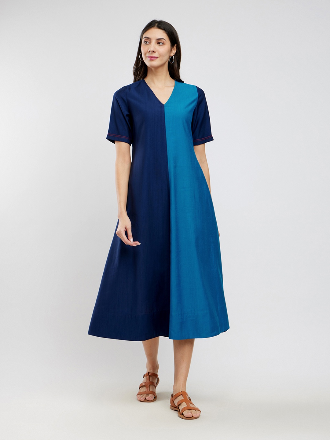 

Pink Fort Colourblocked A-Line Midi Dress, Blue