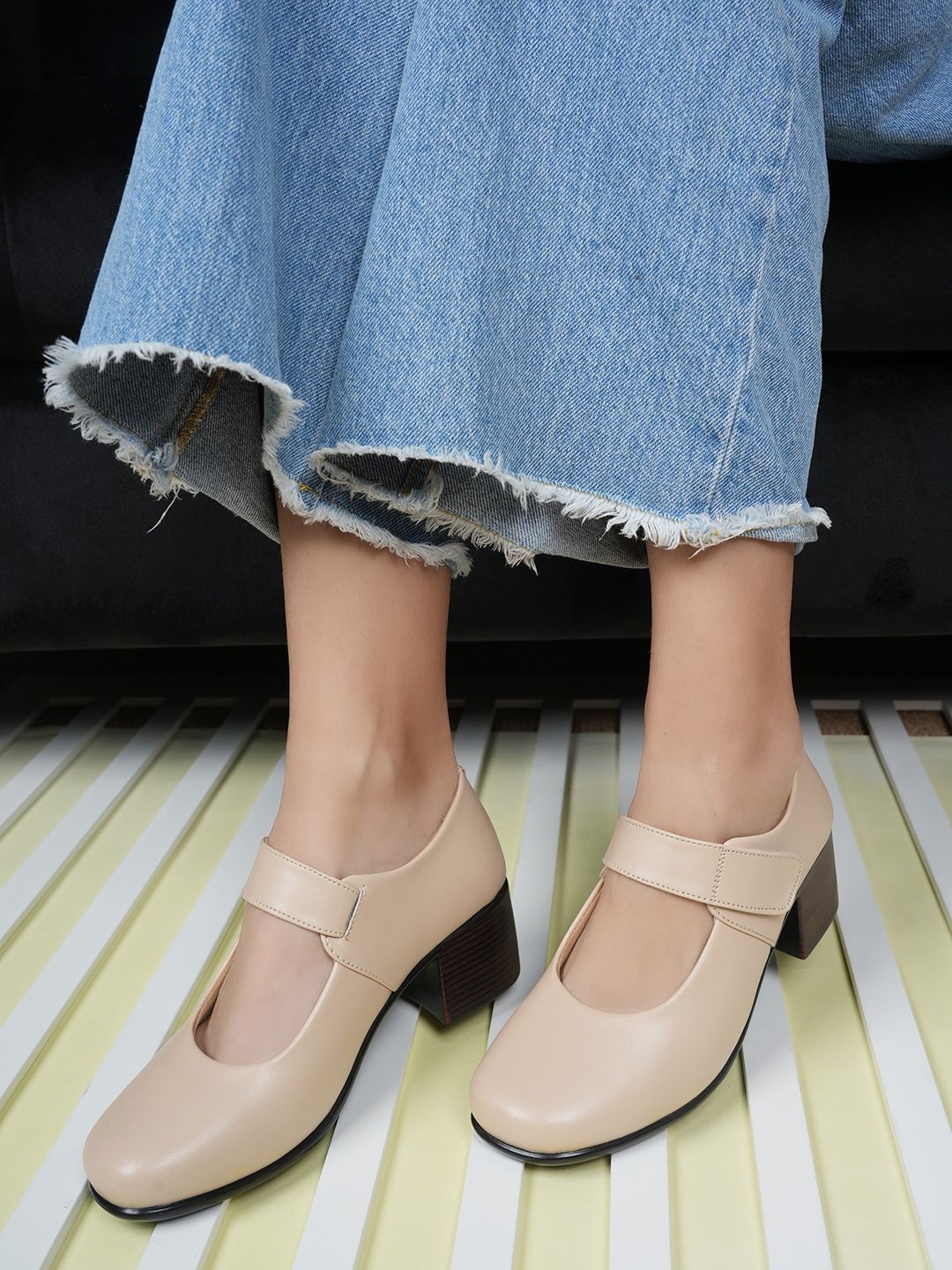 

Mast & Harbour Block Mules, Cream