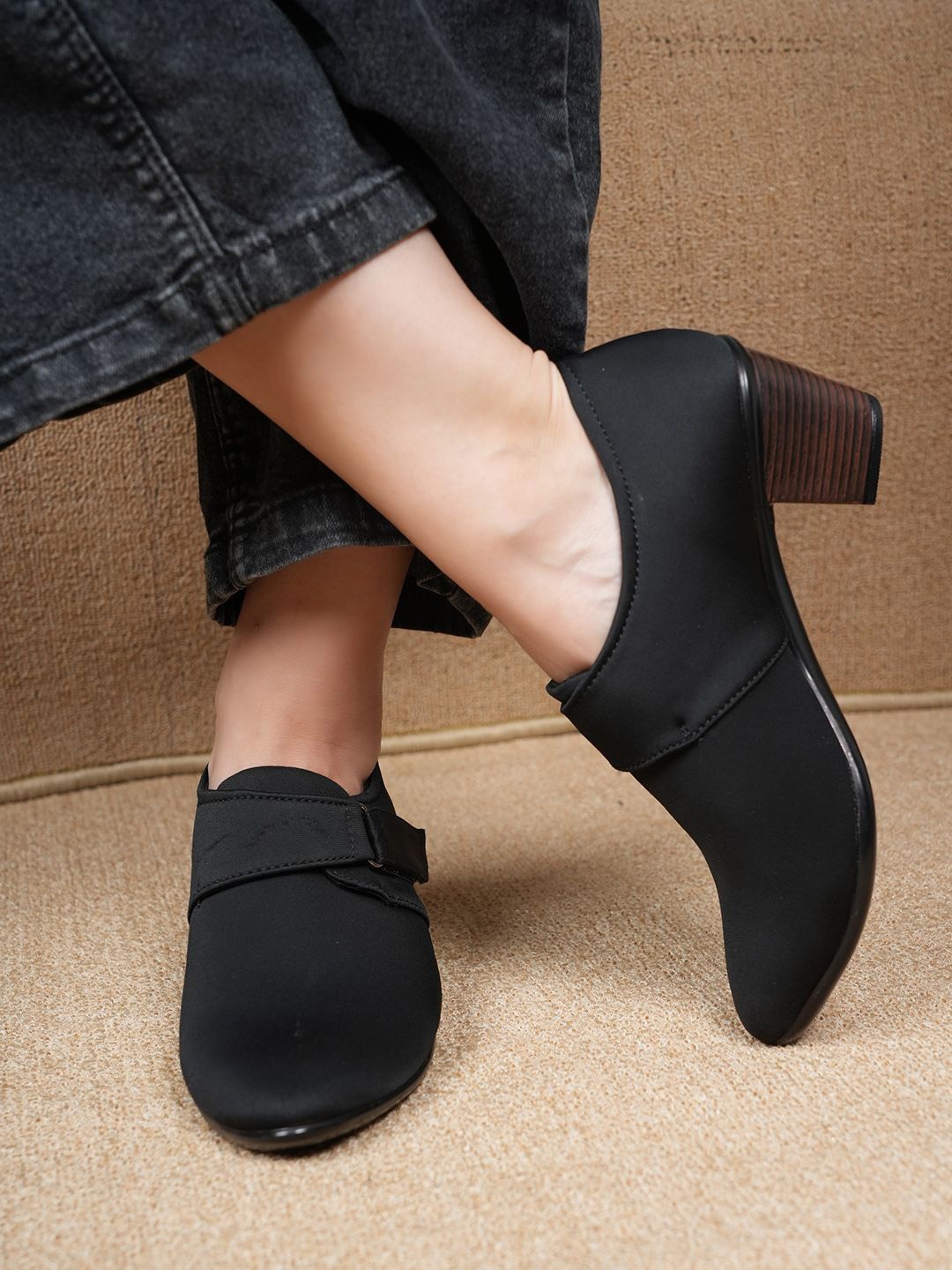

Mast & Harbour Block Mules, Black