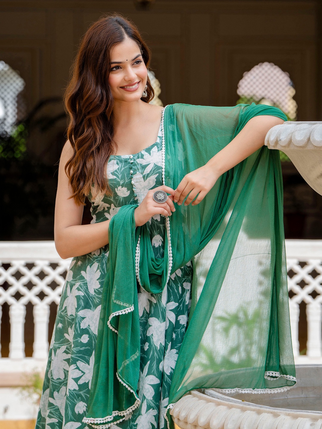 

EthniFlair Women Floral Printed Floral Anarkali Kurta, Green