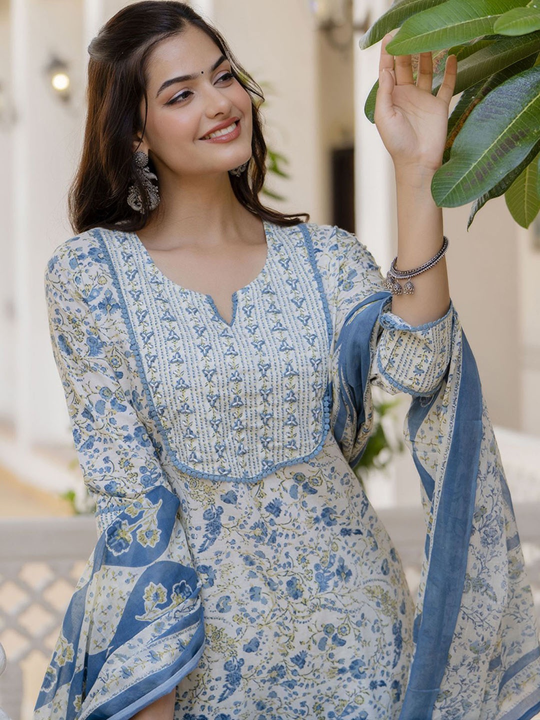 

EthniFlair Women Floral Printed Regular Aari Work Pure Cotton Kurta with Palazzos & With Dupatta, Blue