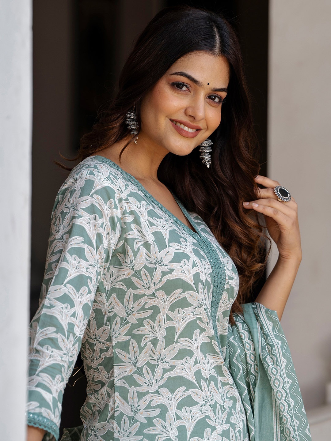 

EthniFlair Women Floral Printed Regular Mirror Work Kurta with Trousers & With Dupatta, Green