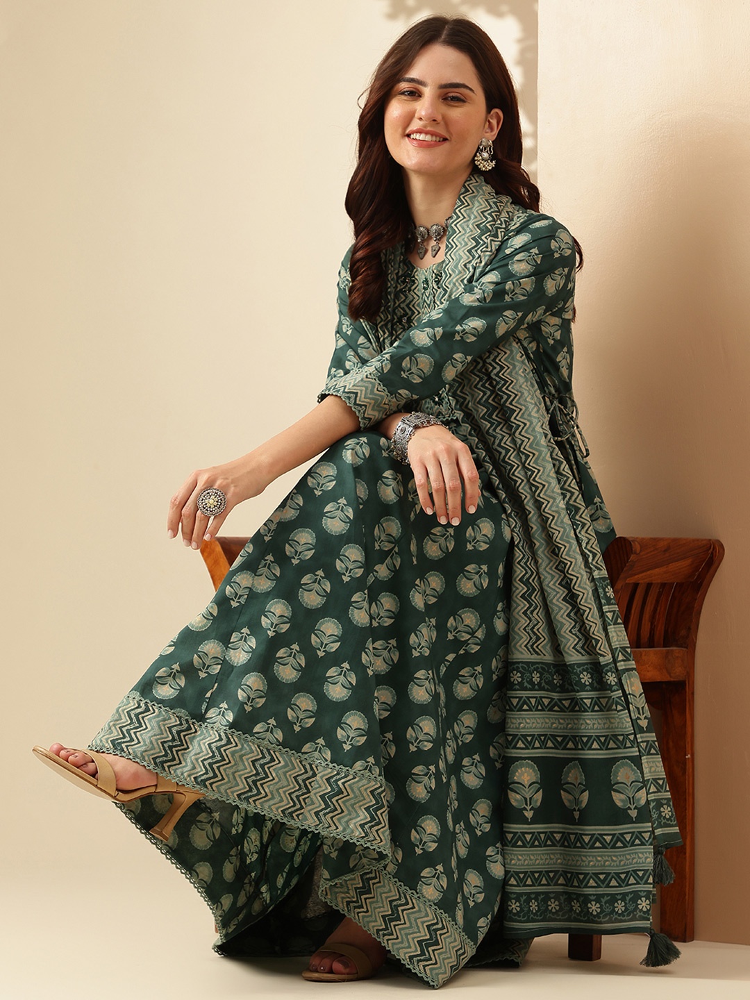 EthniFlair Women Floral Printed Regular Aari Work Pure Cotton Kurta with Trousers & With Dupatta, Green