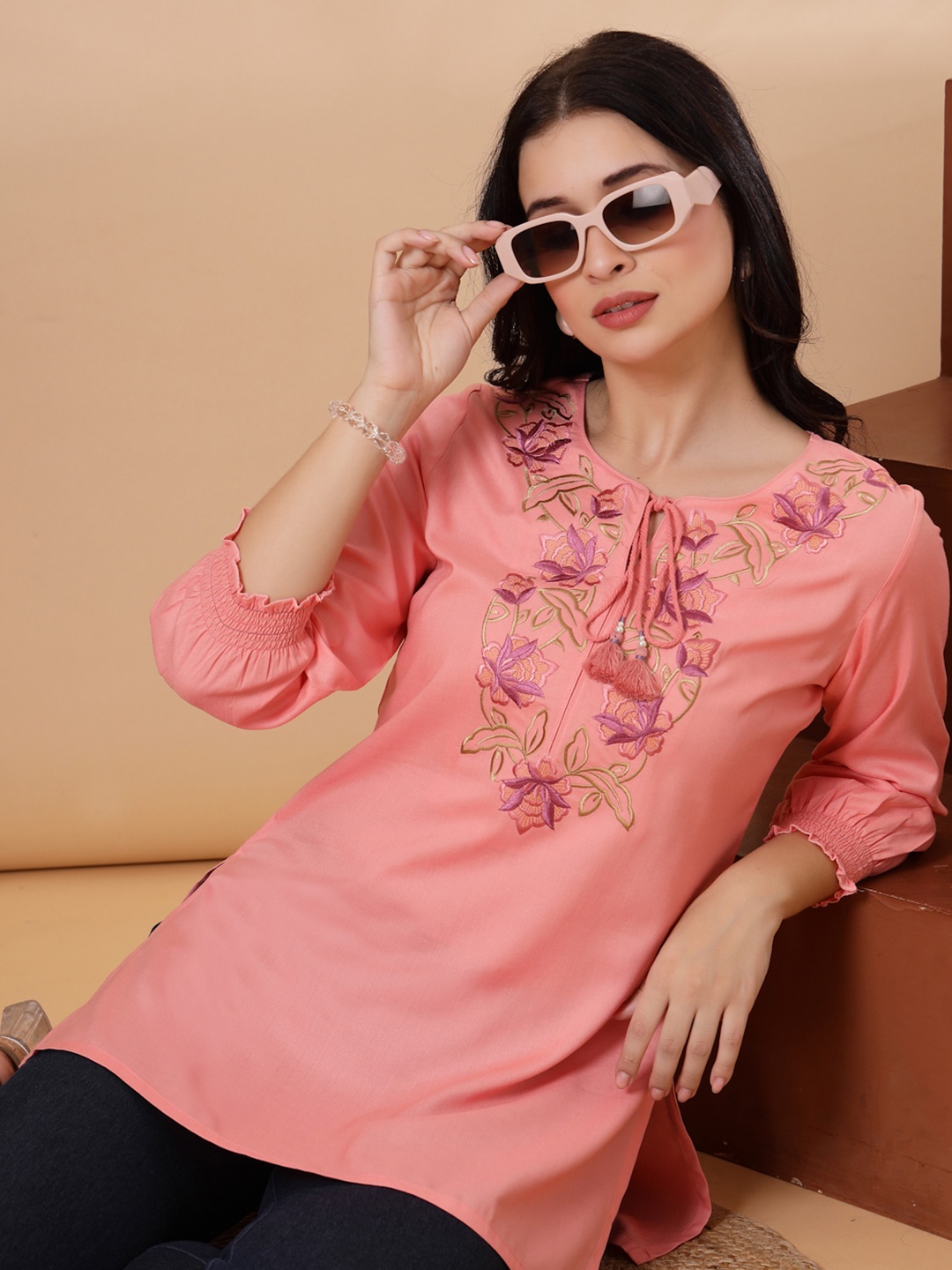 

Nayam By Lakshita Women Floral Embroidered Thread Work Thread Work Kurti, Peach