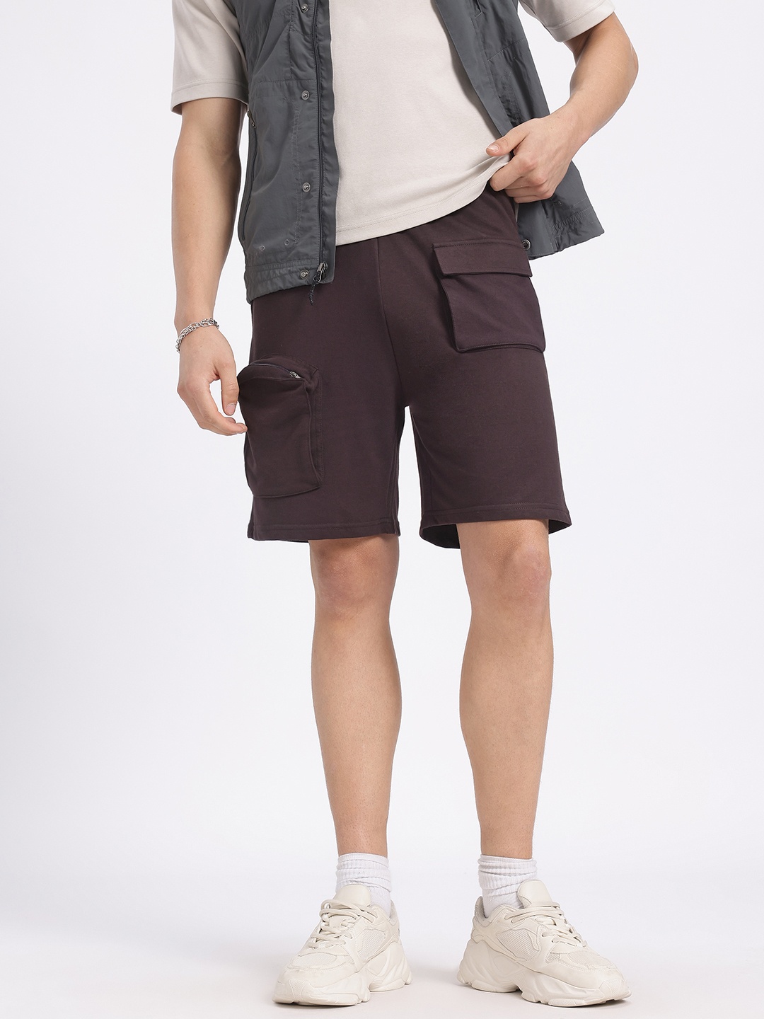 

glitchez Men Cozy Knits Cargo-Style Shorts, Brown