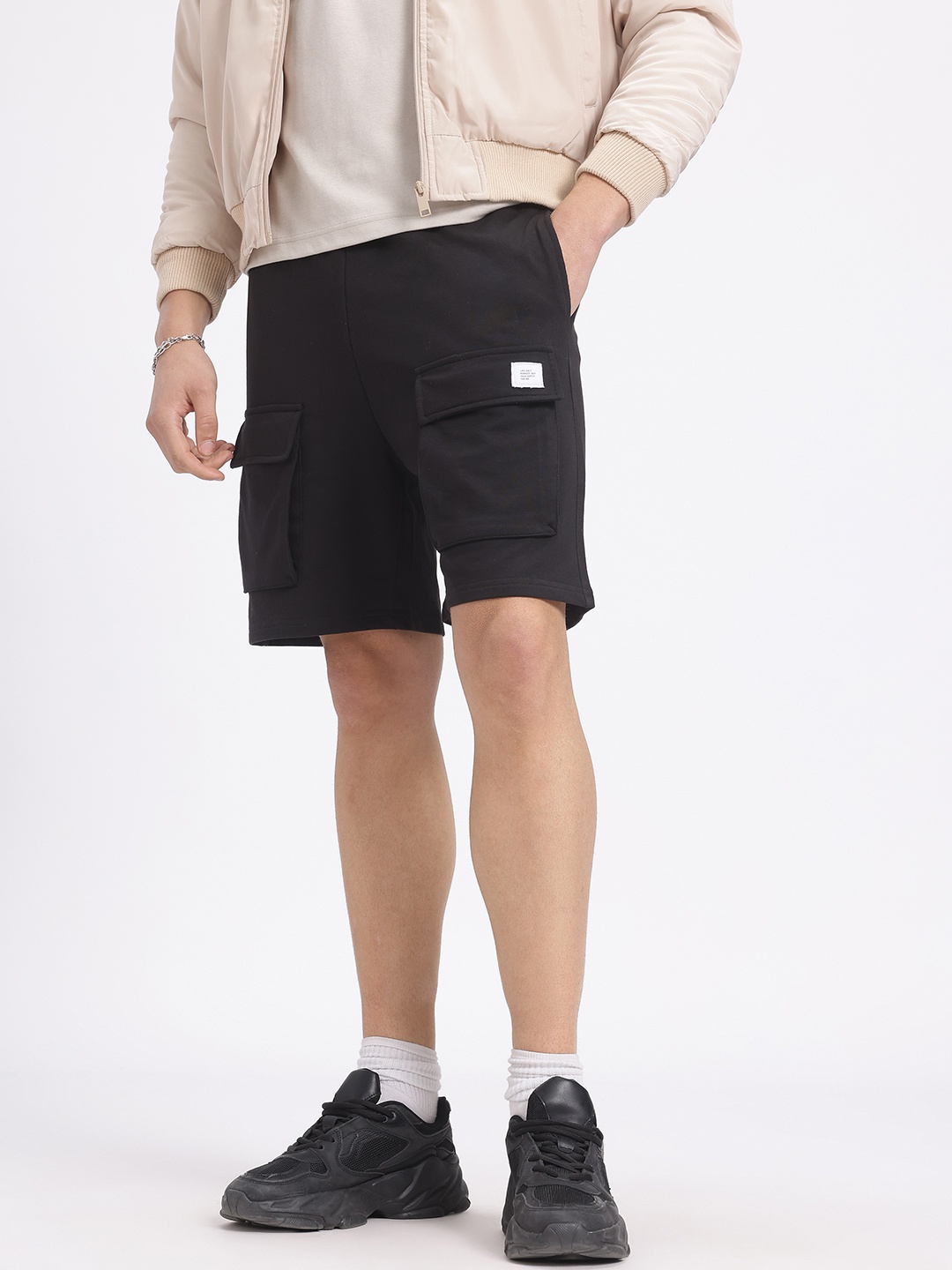

glitchez Men Cozy Terry Cargo Style Shorts, Black