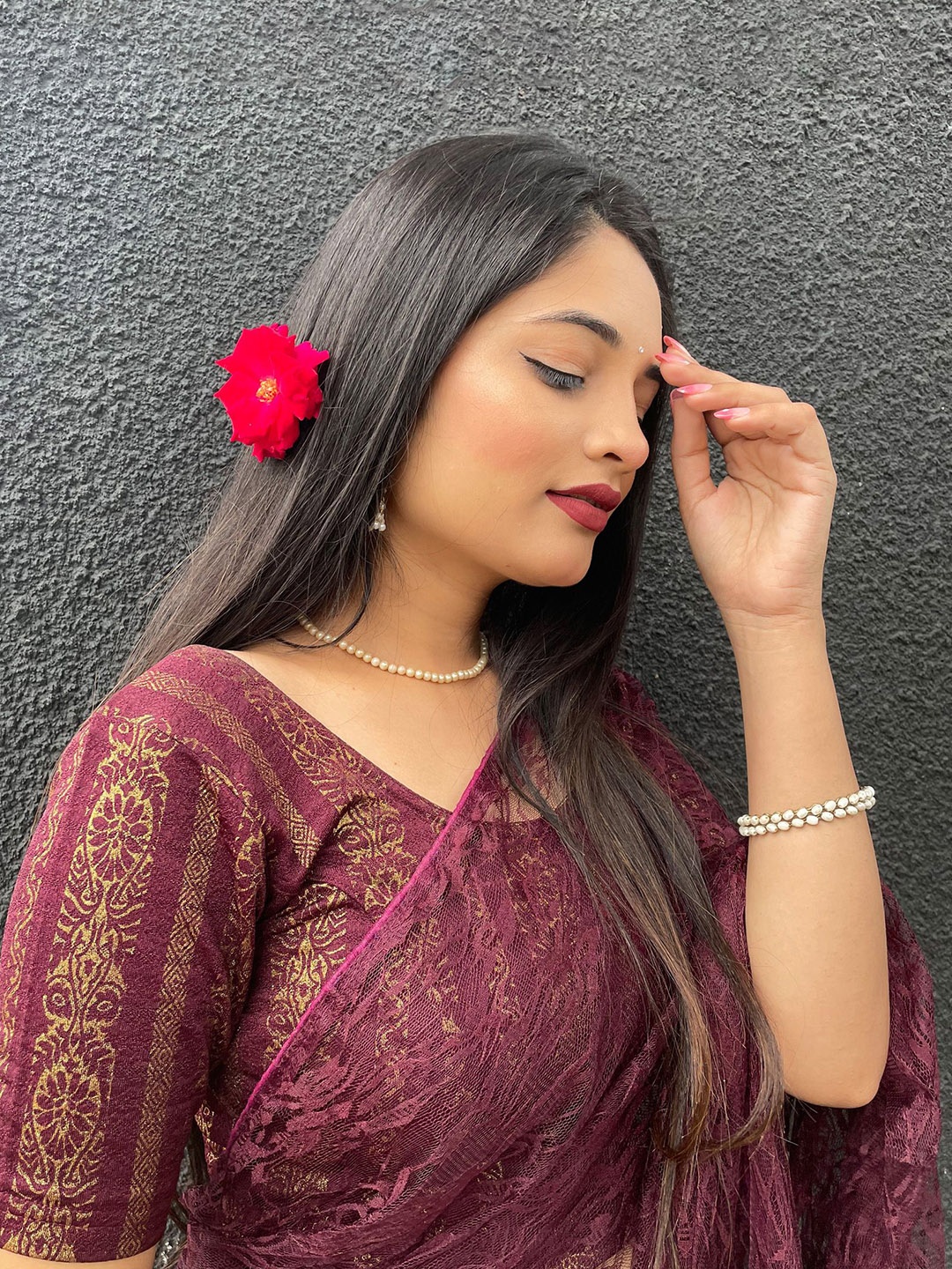 

Bindigasm's Advi Women Woven Design Saree Blouse, Burgundy
