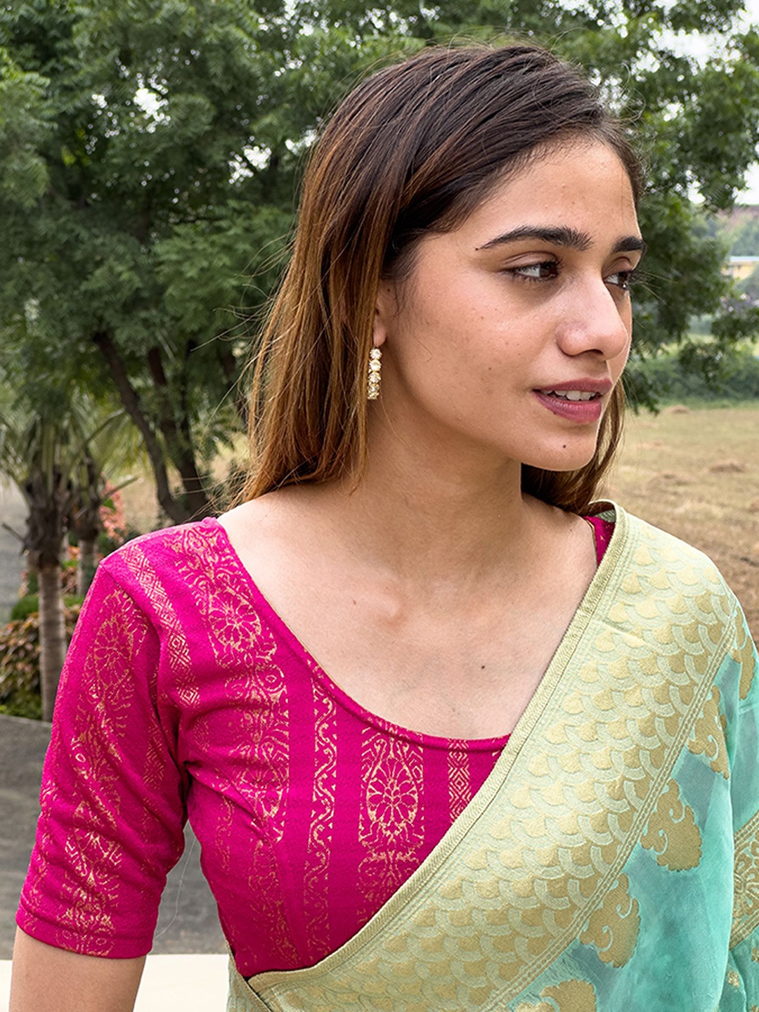 

Bindigasm's Advi Women Embellished Stripes Saree Blouse, Pink