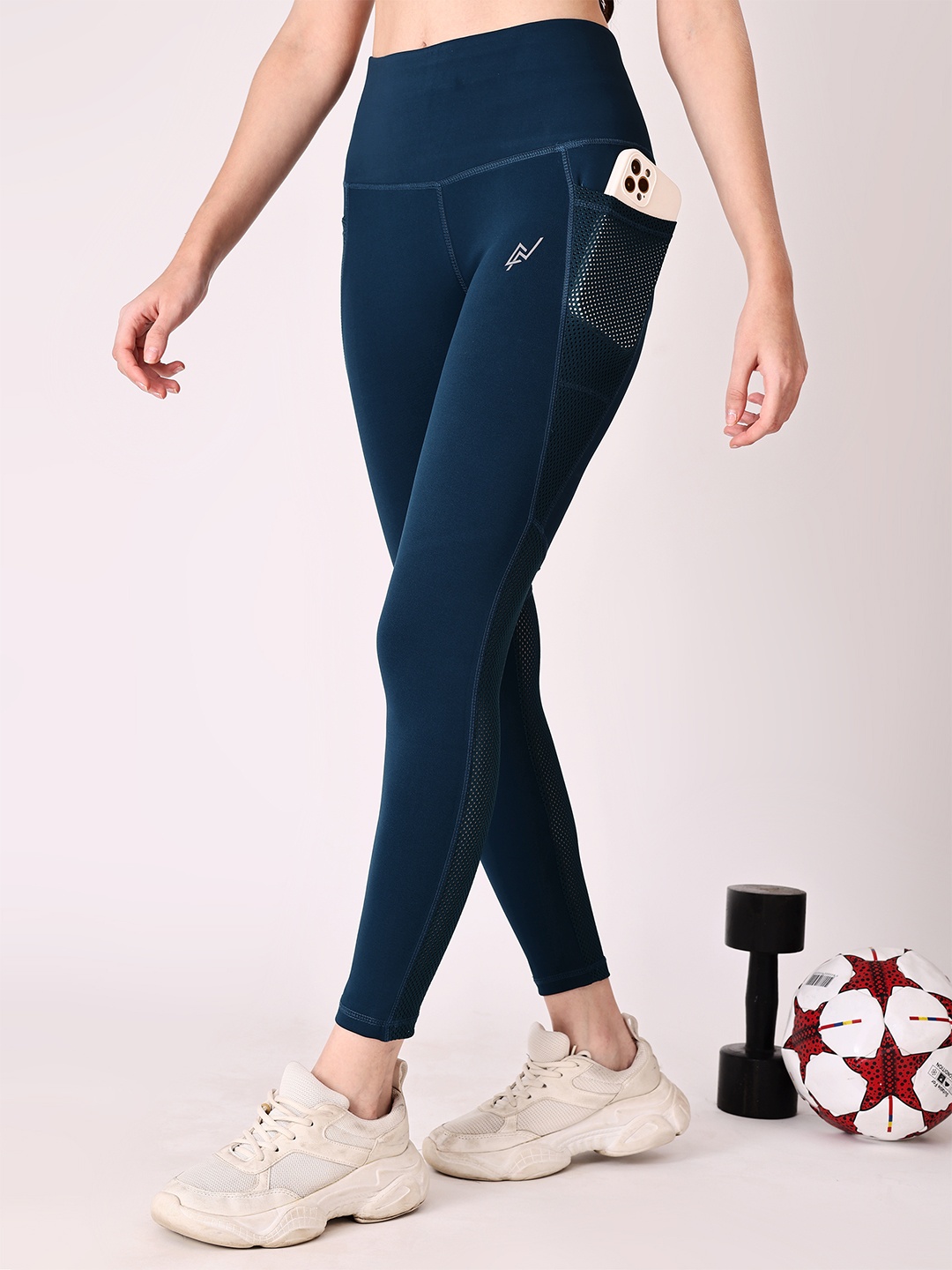 

NEXSUS Women Ankle Length Yoga Tights, Blue