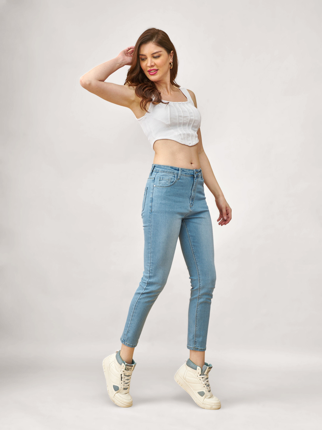 

LYRA Women Slim Fit Ankle Length Stretchable Jeans, Blue