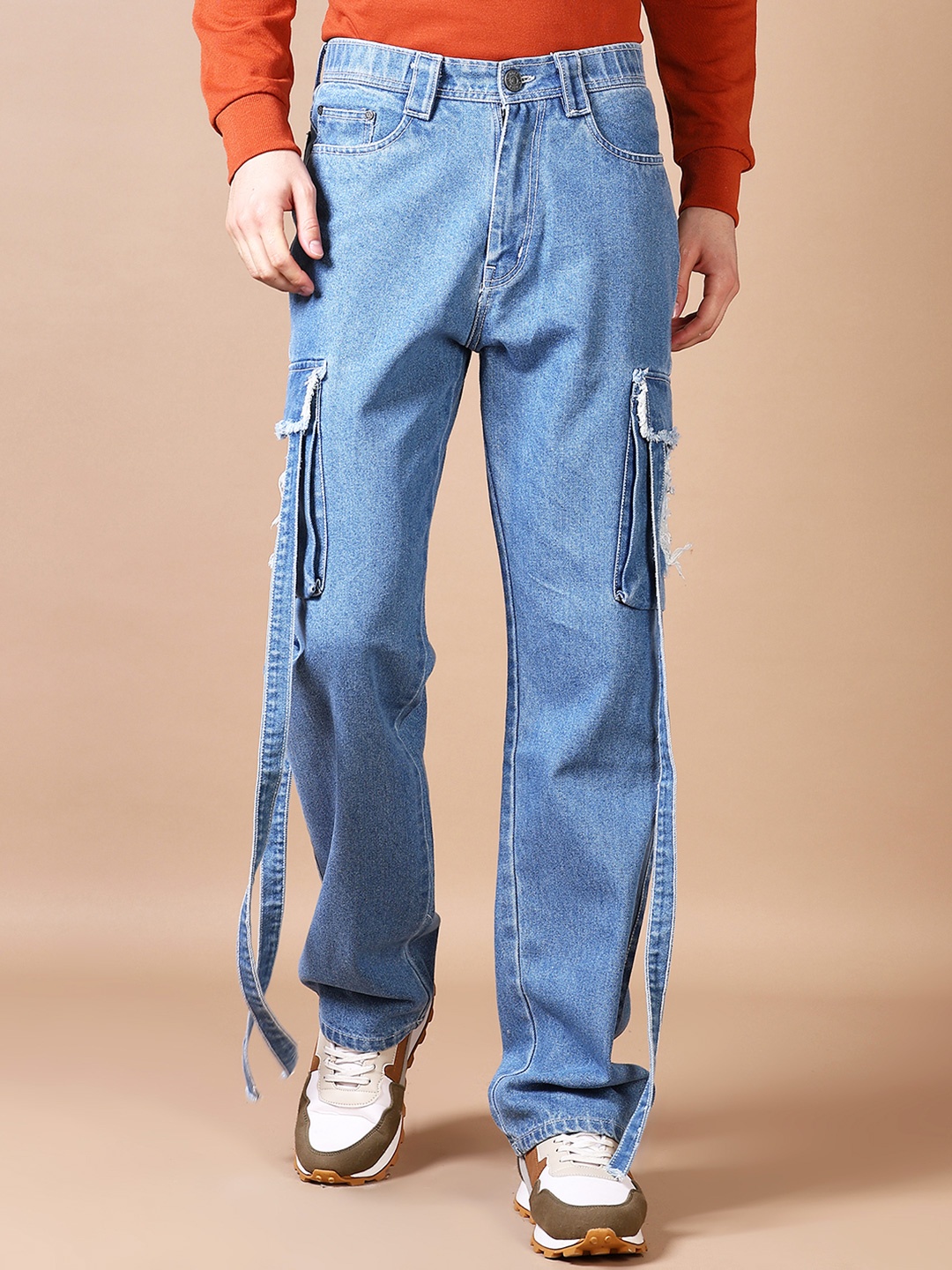 

V-Mart Men Mildly Distressed Mid-Rise Light Fade Cotton Jeans, Blue