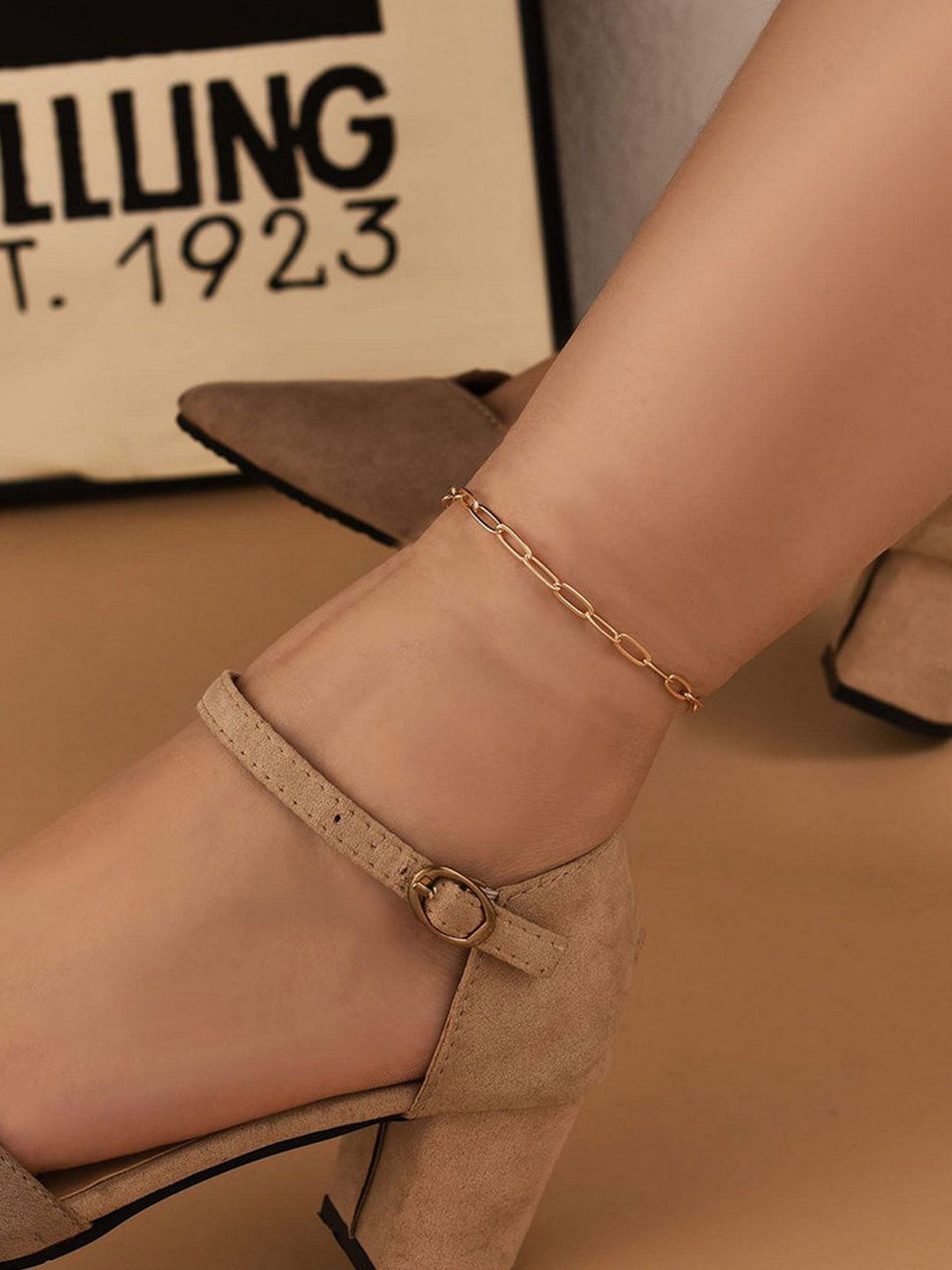 

VAMA Gold Plated Layered Paperclip Chain Anklet Bracelet Jewellery Anklets