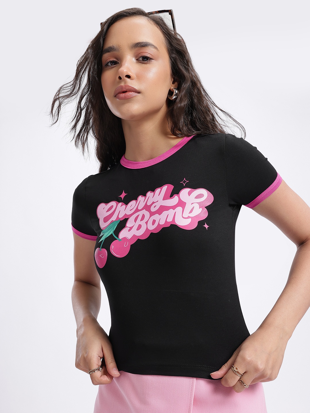 

glitchez Vibe Check Printed T-shirt, Black