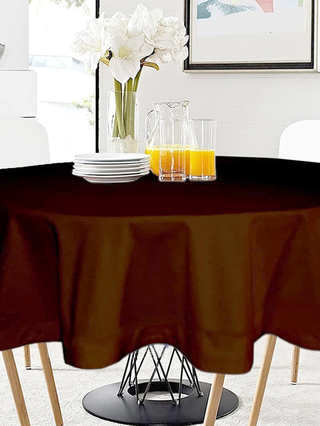

Lushomes Brown Cotton Round 4-Seater Table Cover